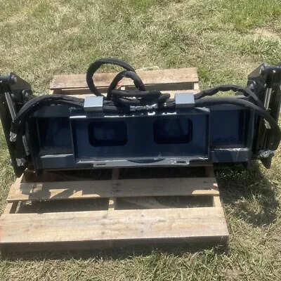 Wolverine Mini Skid Steer 4-in-1 Bucket