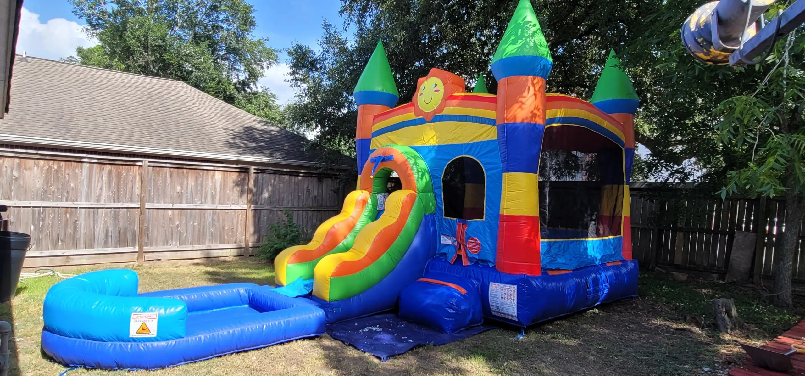Bounce house combo slide