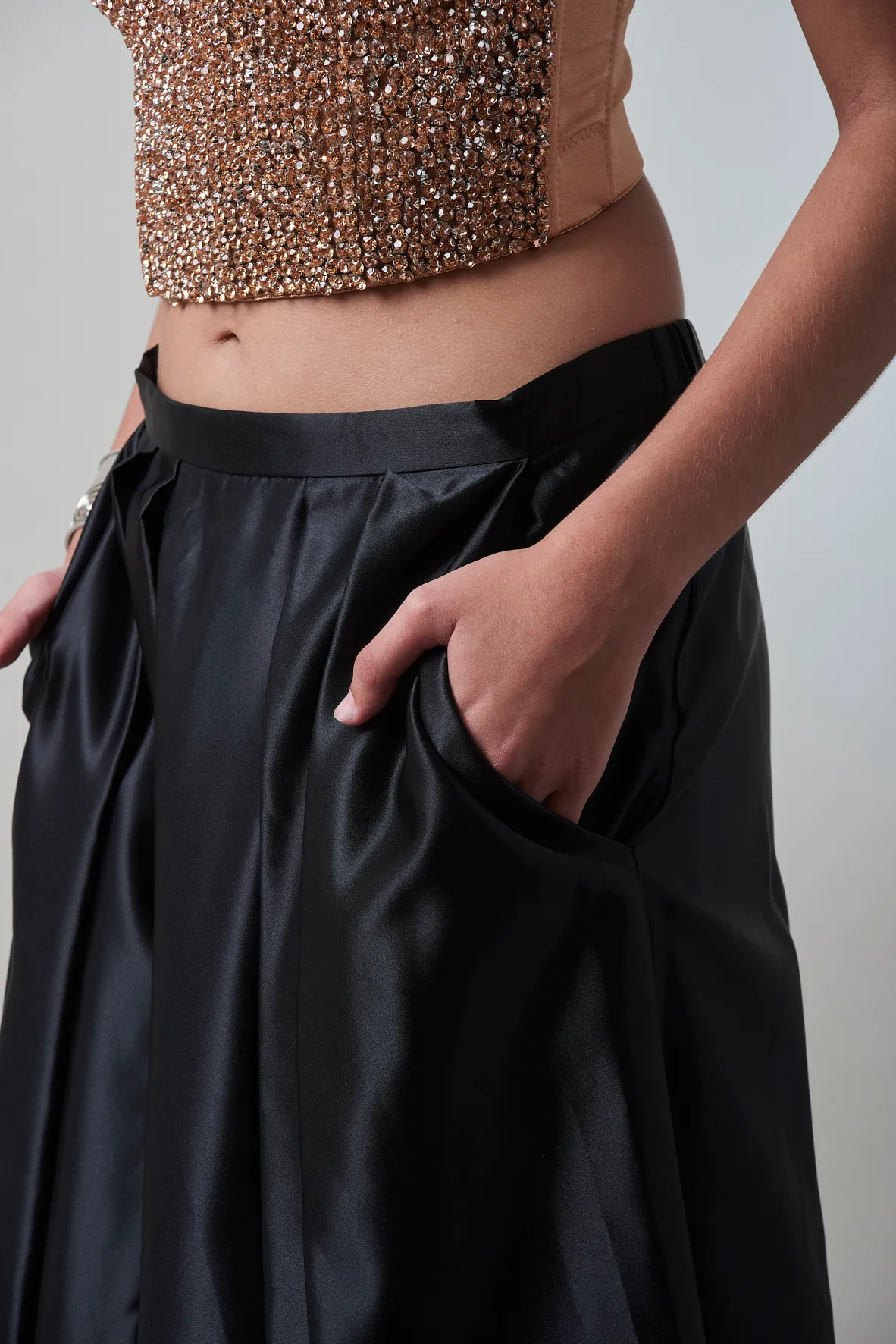 FALDAS / PANTALONES / SHORTS collection image