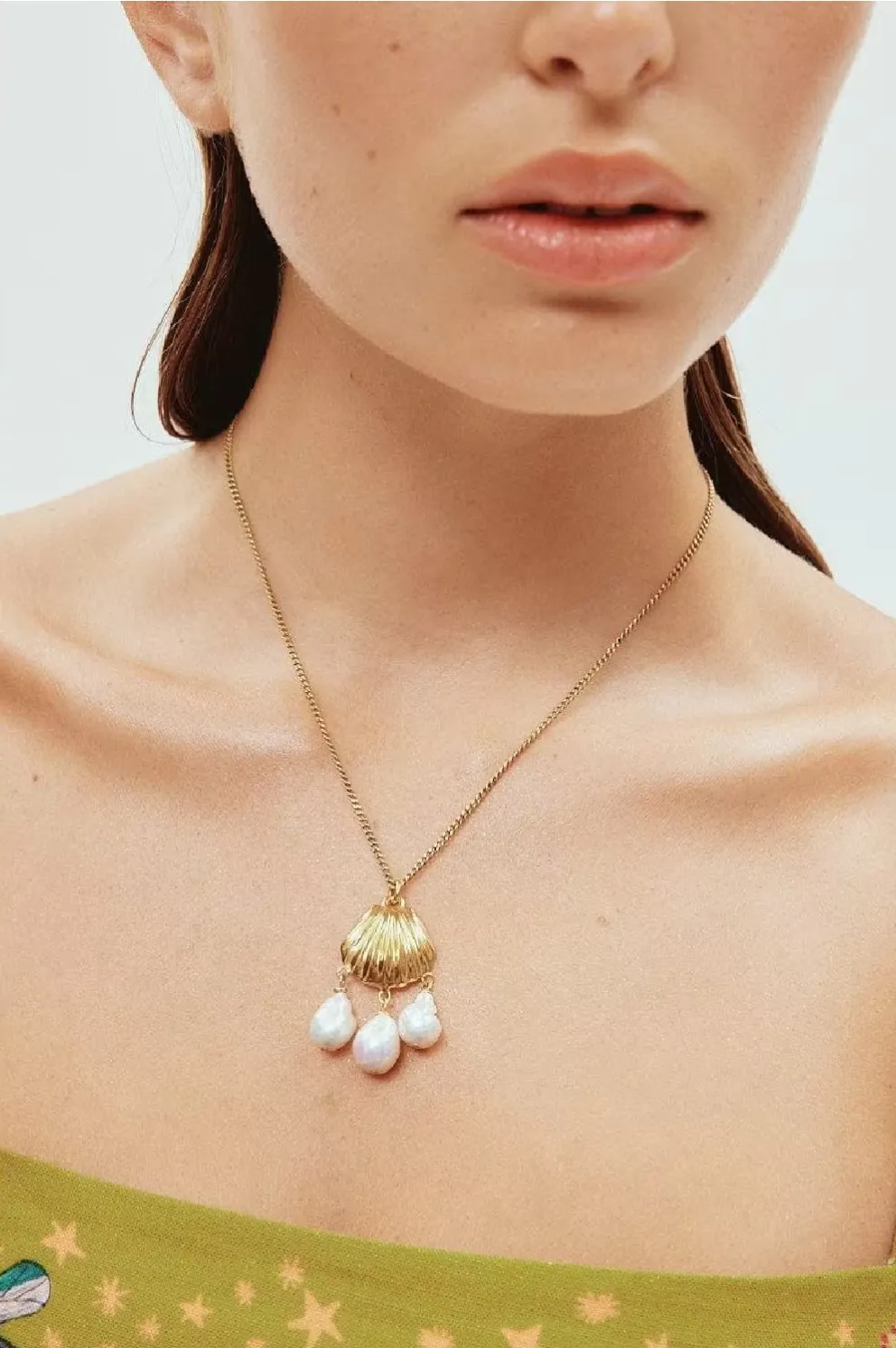 Alémais Hero Shell Necklace