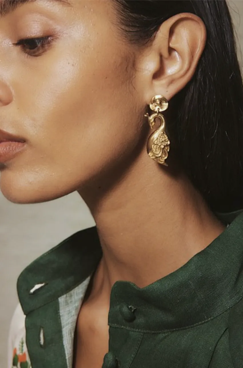 Alémais Florentina Hand Heart Earring