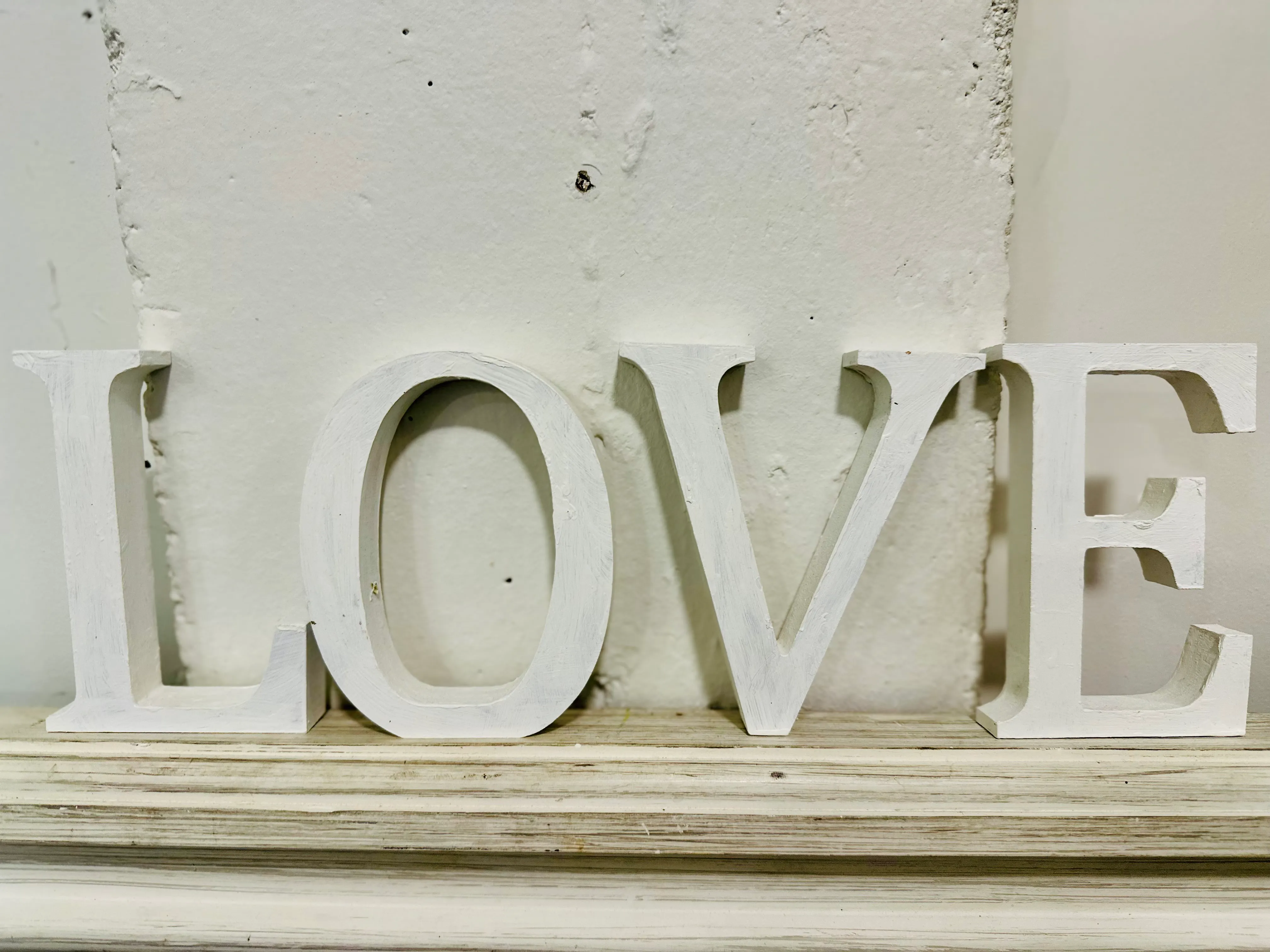 LOVE puukirjaimet