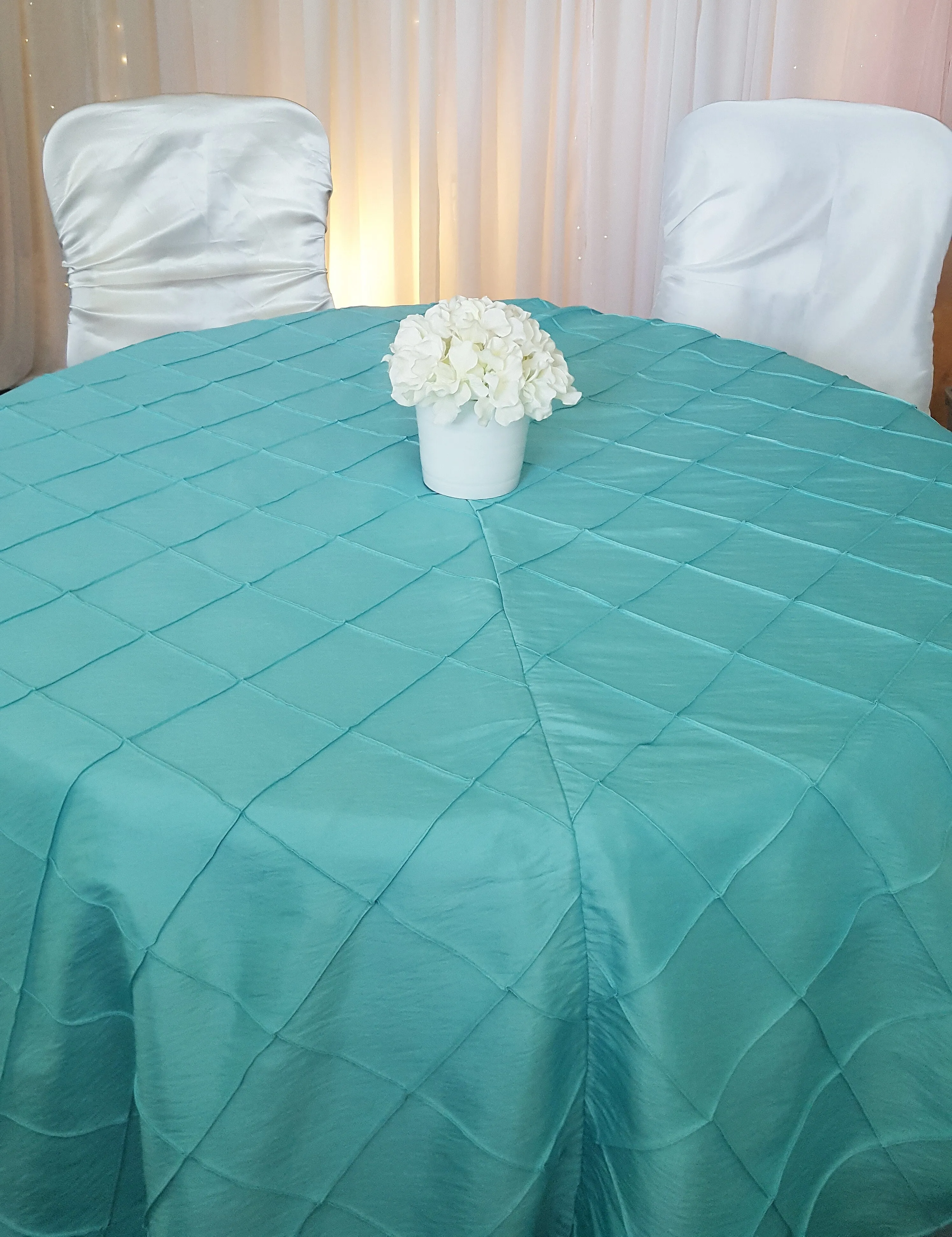 Round Table Linen - 120in - Pintuck - Tiffany Blue