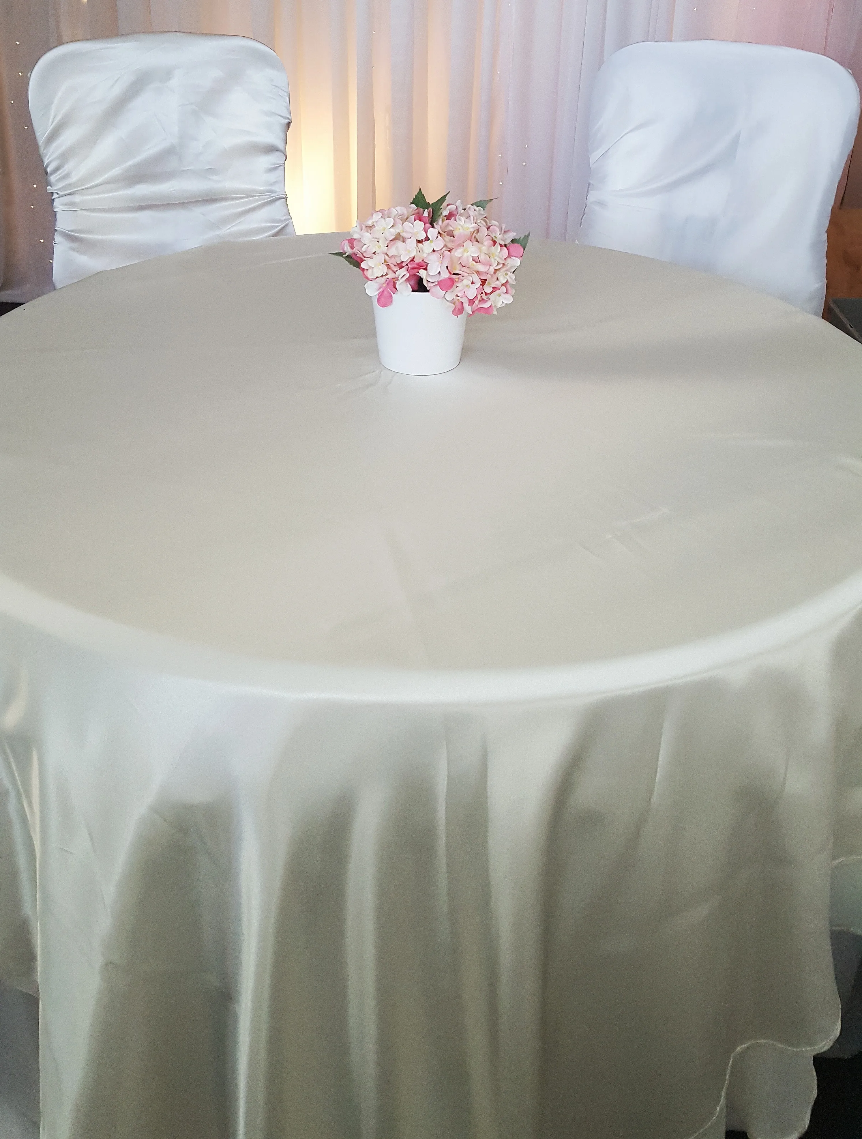 Rectangular Table Linen - 90x156in - Satin - Ivory