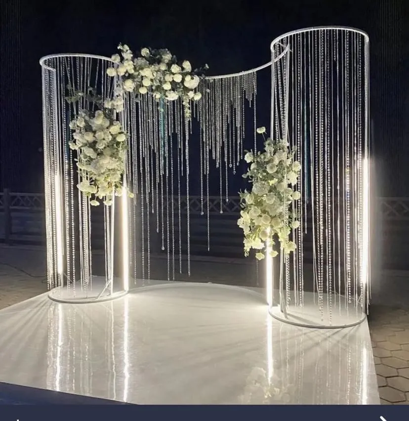 S-Shaped Crystal Backdrop