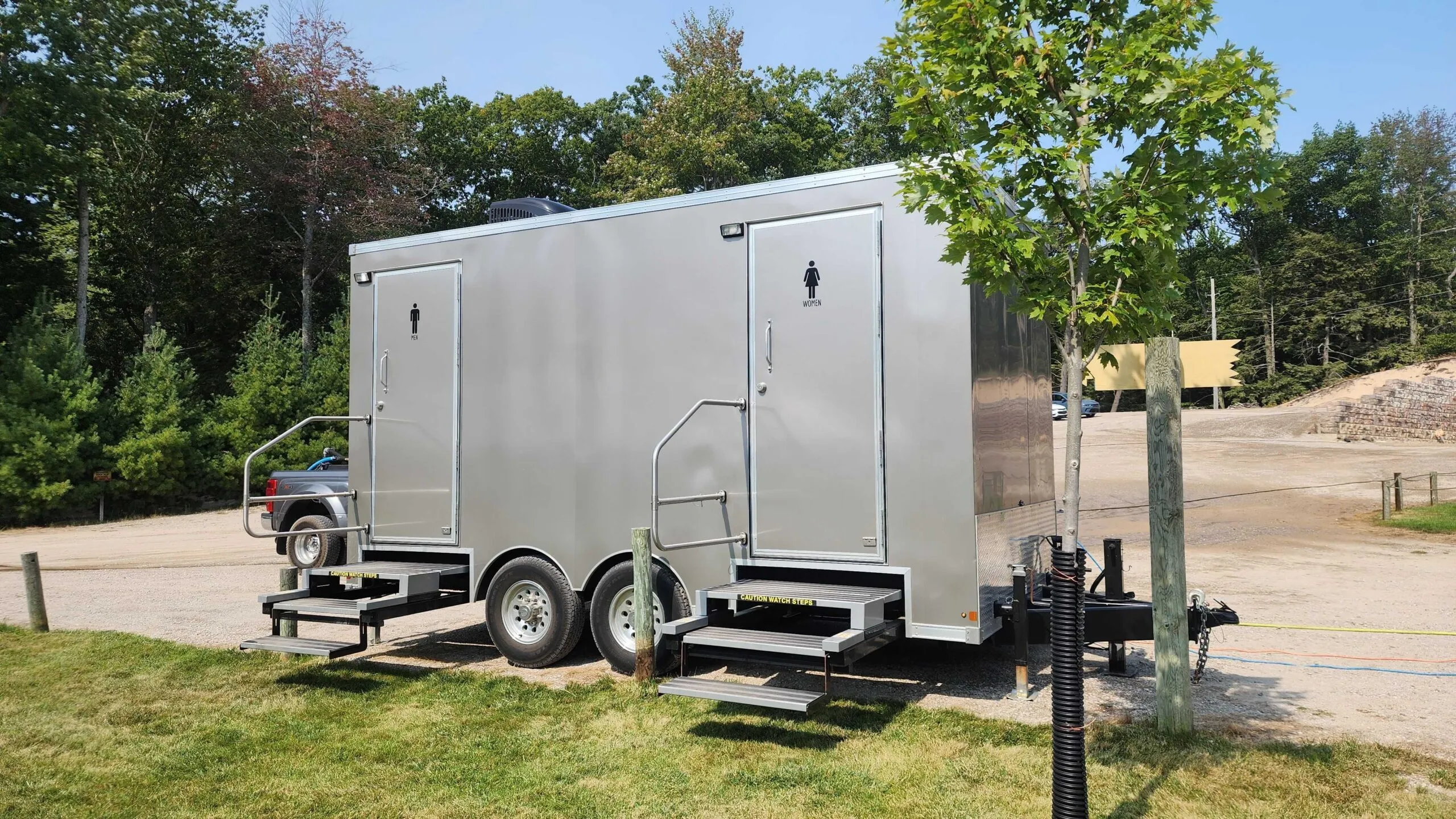 20' Luxury Bathroom Trailer