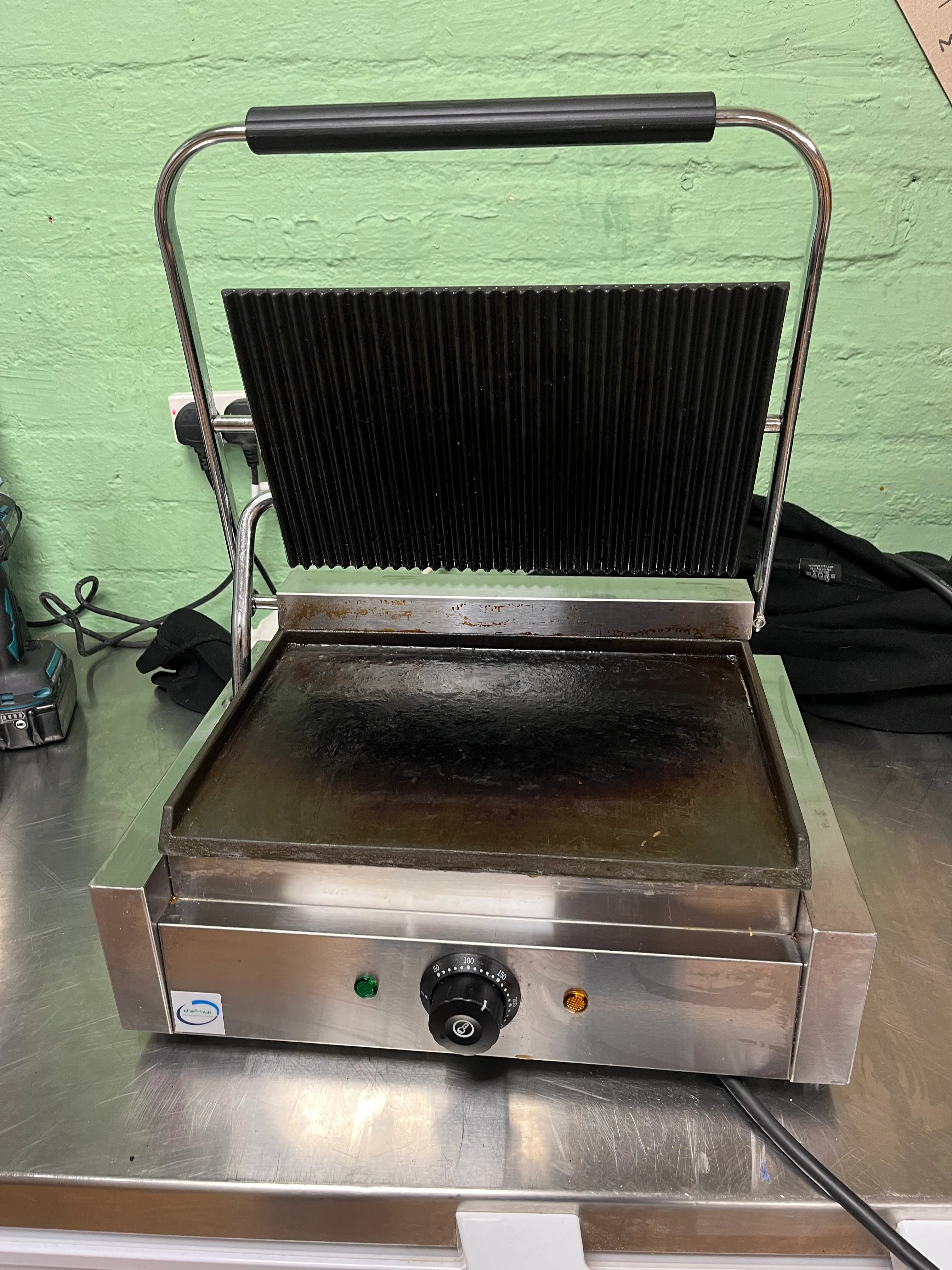 LARGE PANINI MACHINE 
