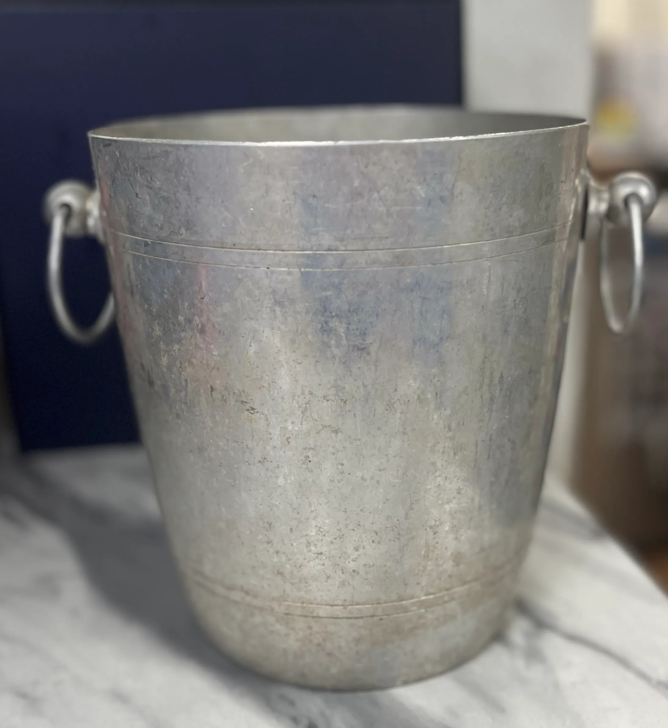 Ice bucket 