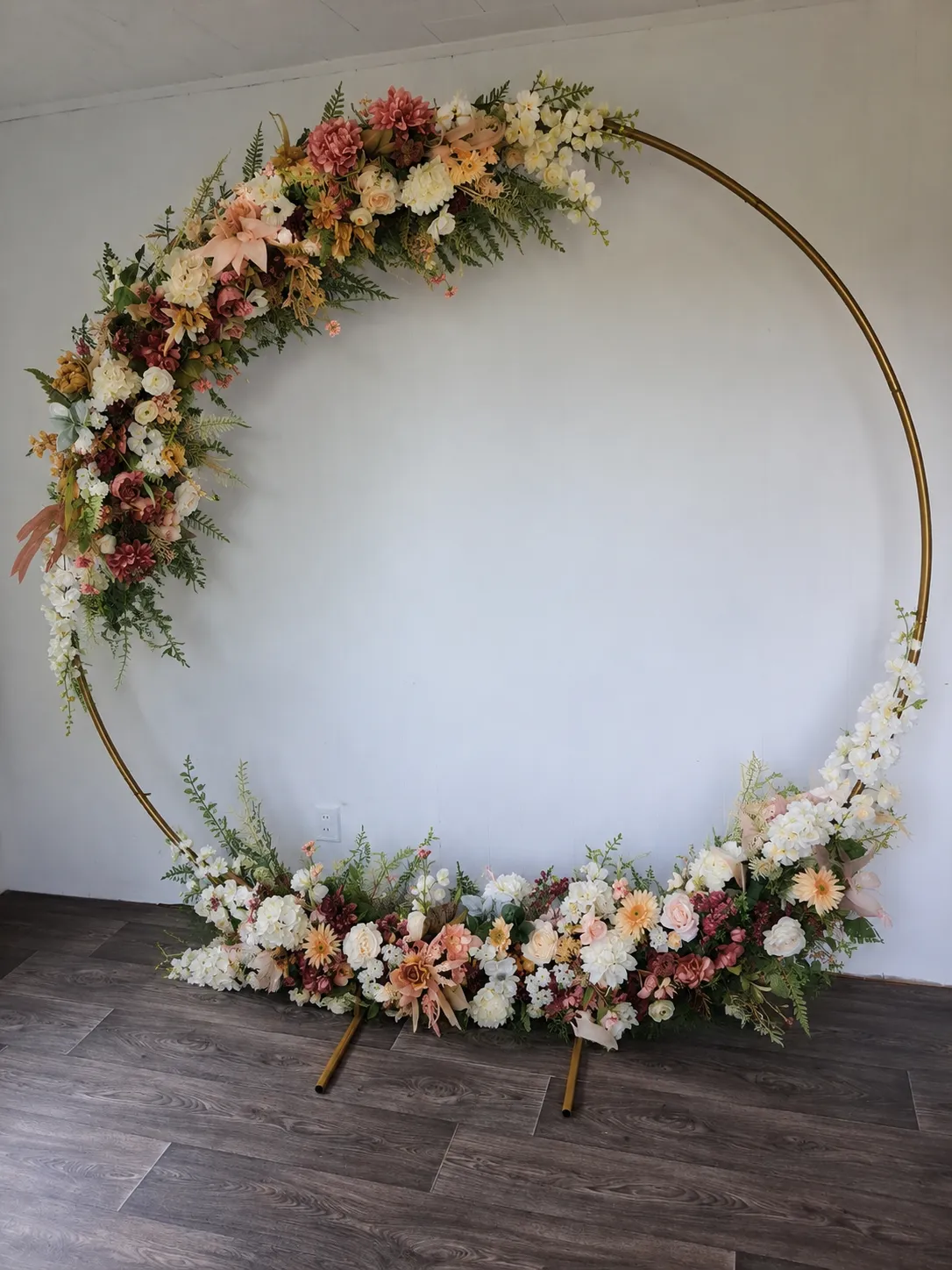 Round Wedding Arch