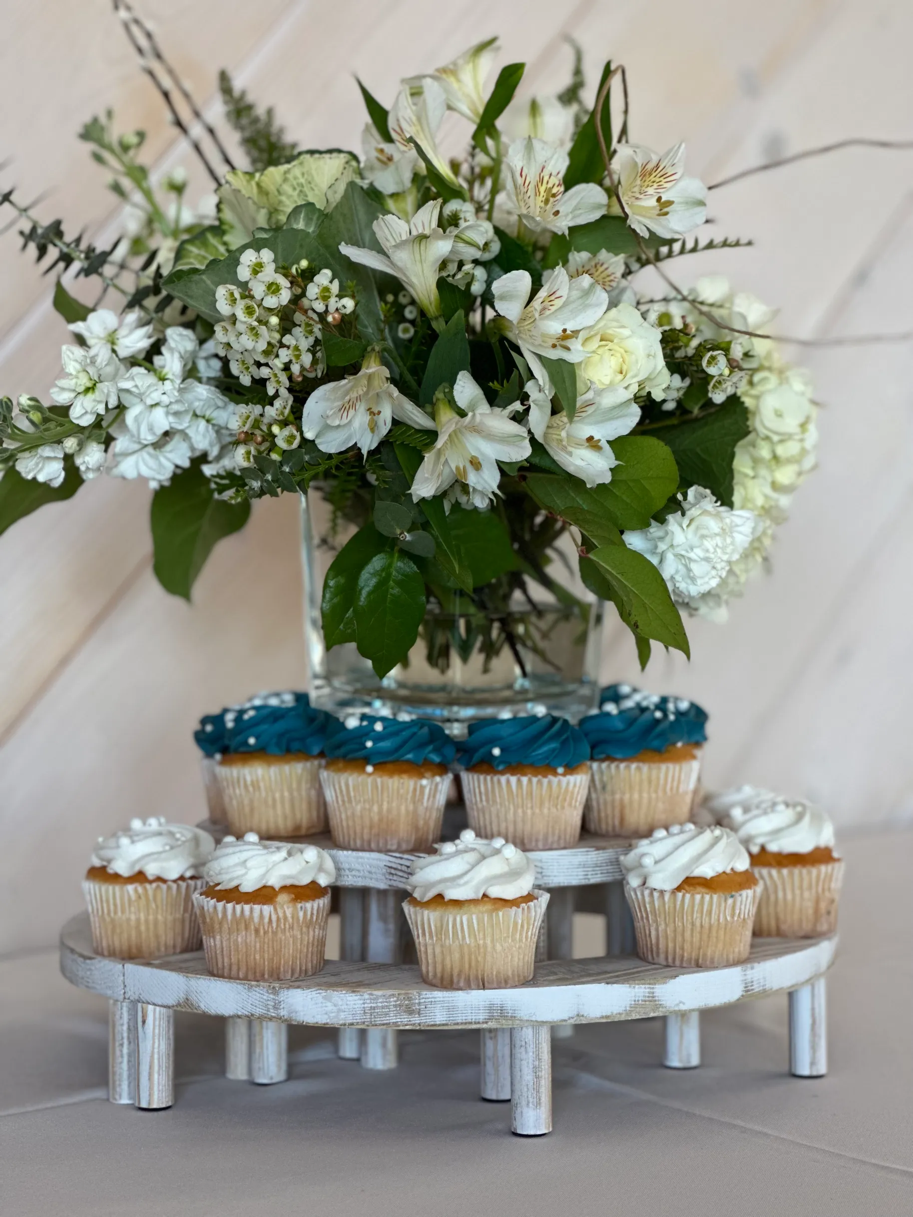 Half Circle Tiered Stand (Whitewashed)