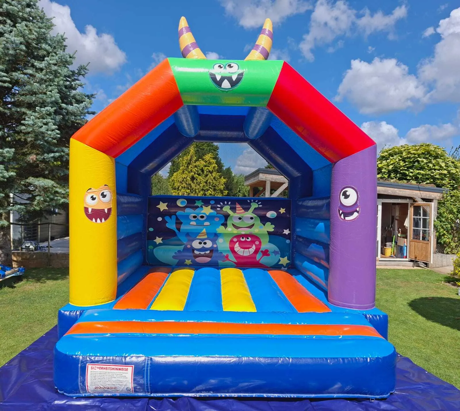 Hüpfburg mit Sonnendach - Monsterparty (4x5 Meter)