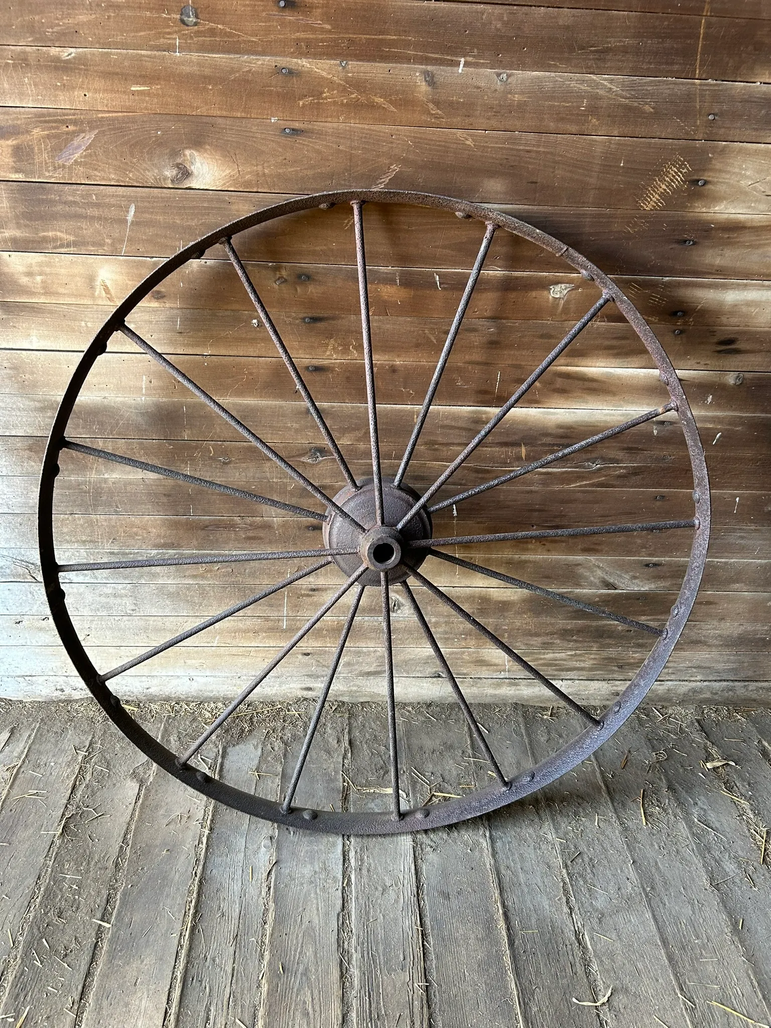 Medium Metal Wagon Wheel