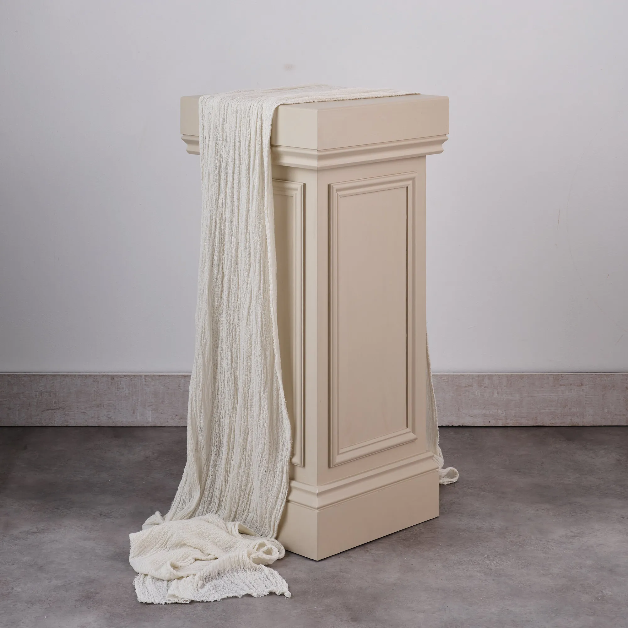 Fabric cheesecloth runners