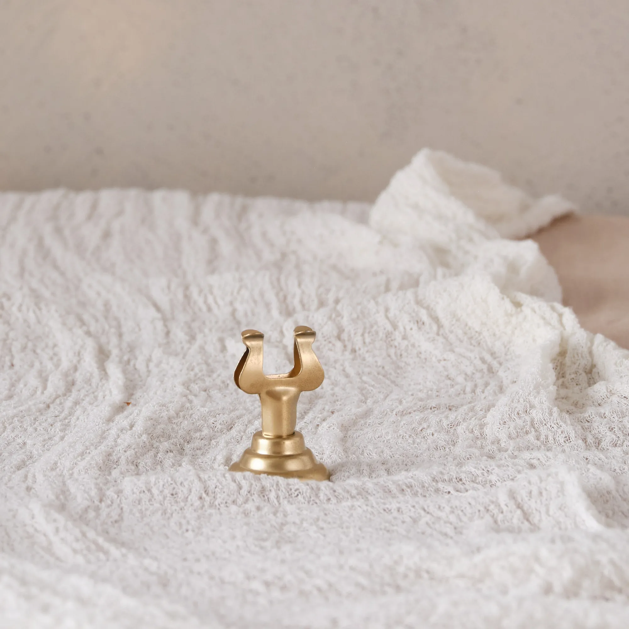 Table number holders