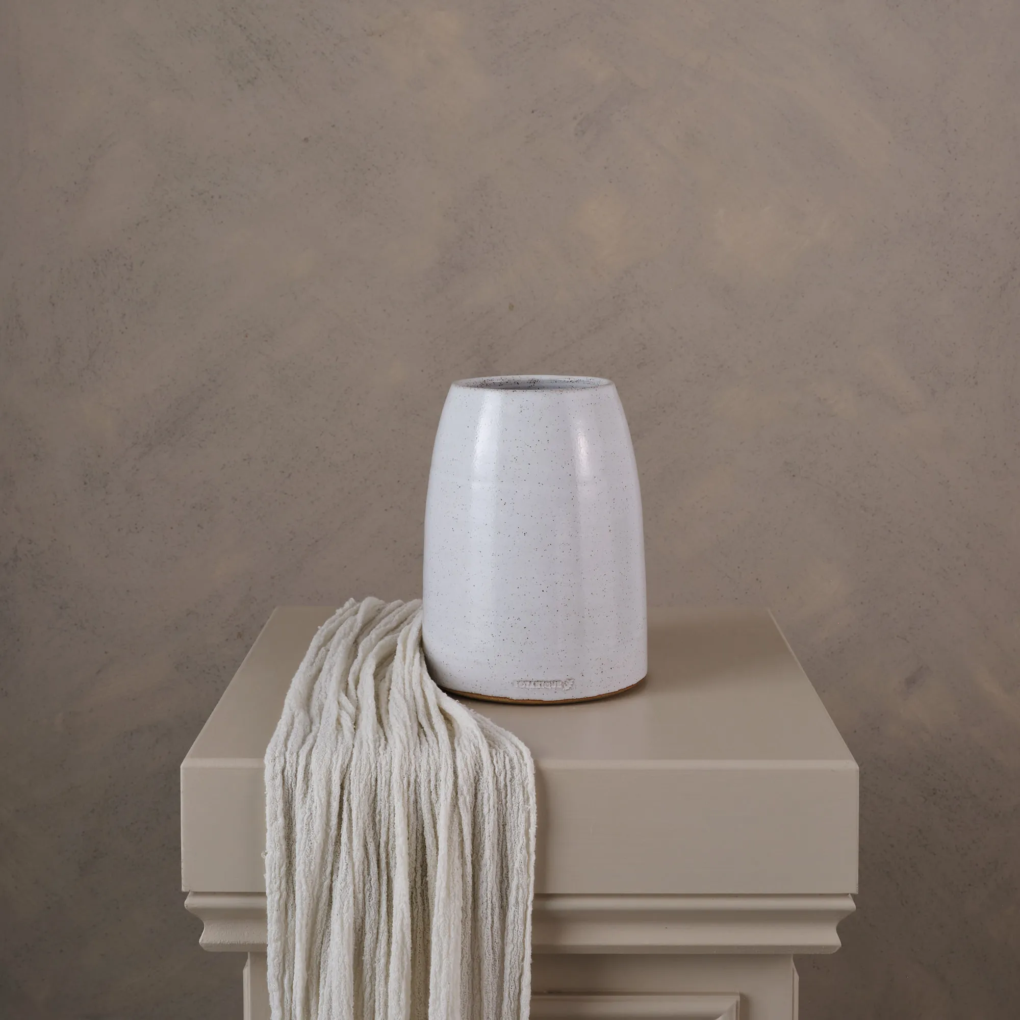 Botanique small hand thrown ceramic vase 