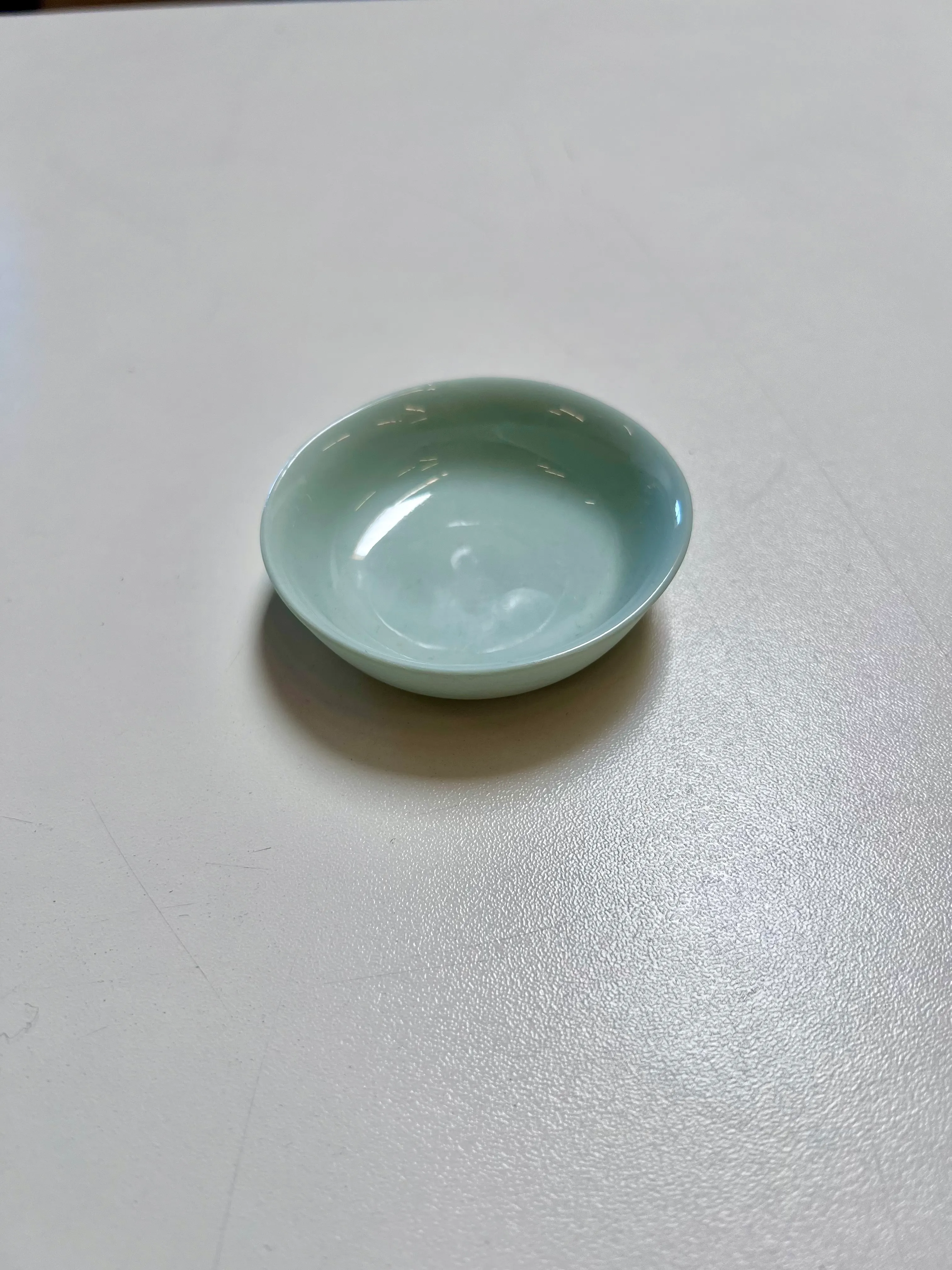 Light blue glossy salt dish