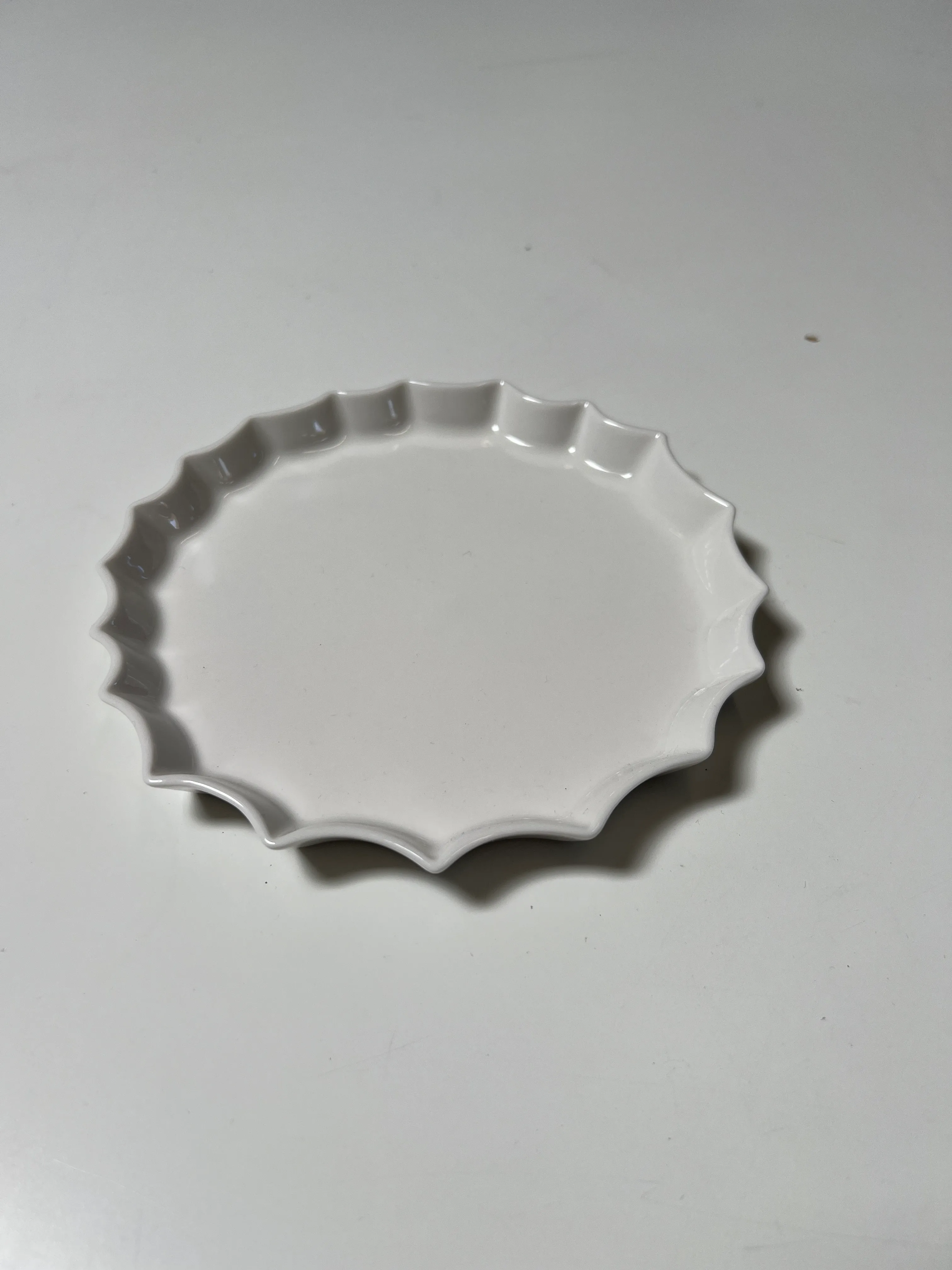 Canelé Small Plate Fluted