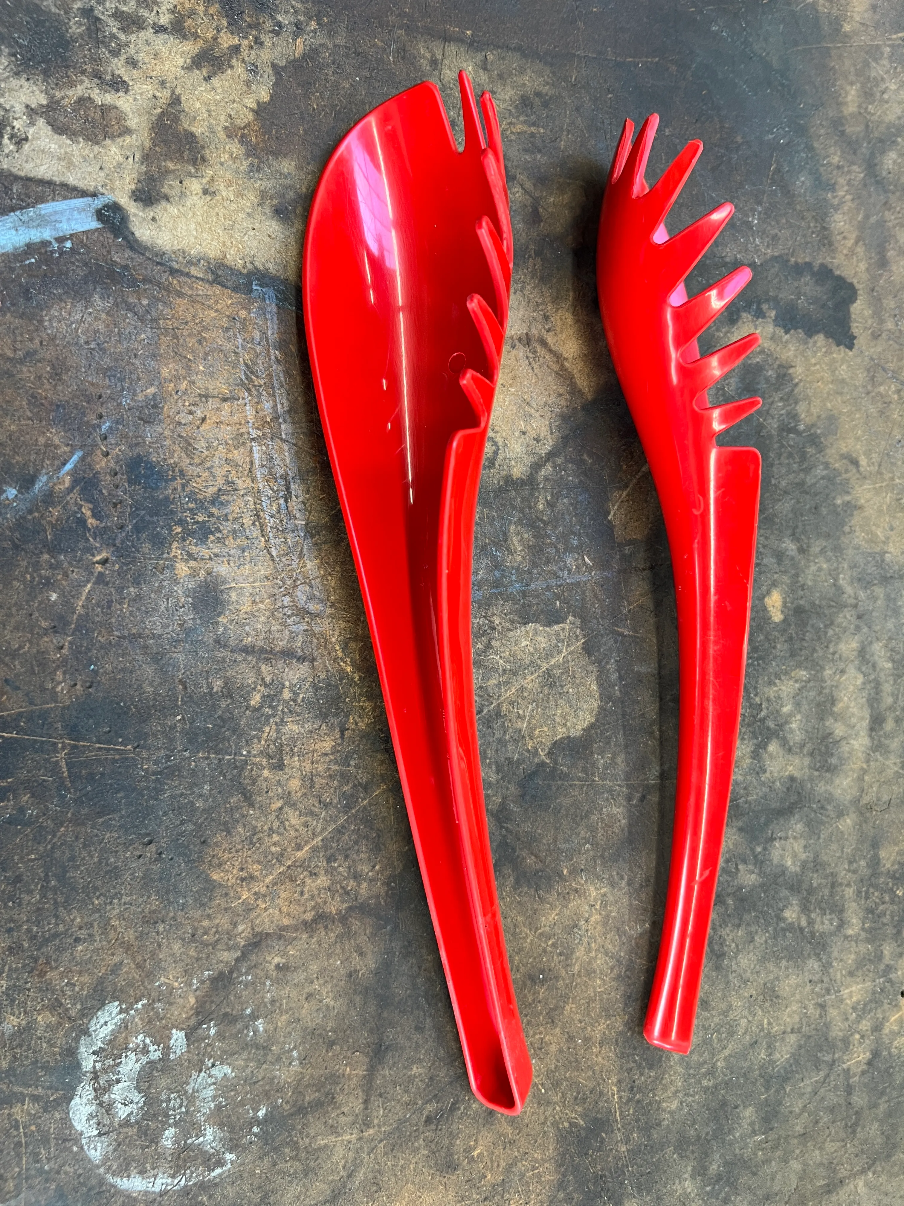 Red Pasta Servers