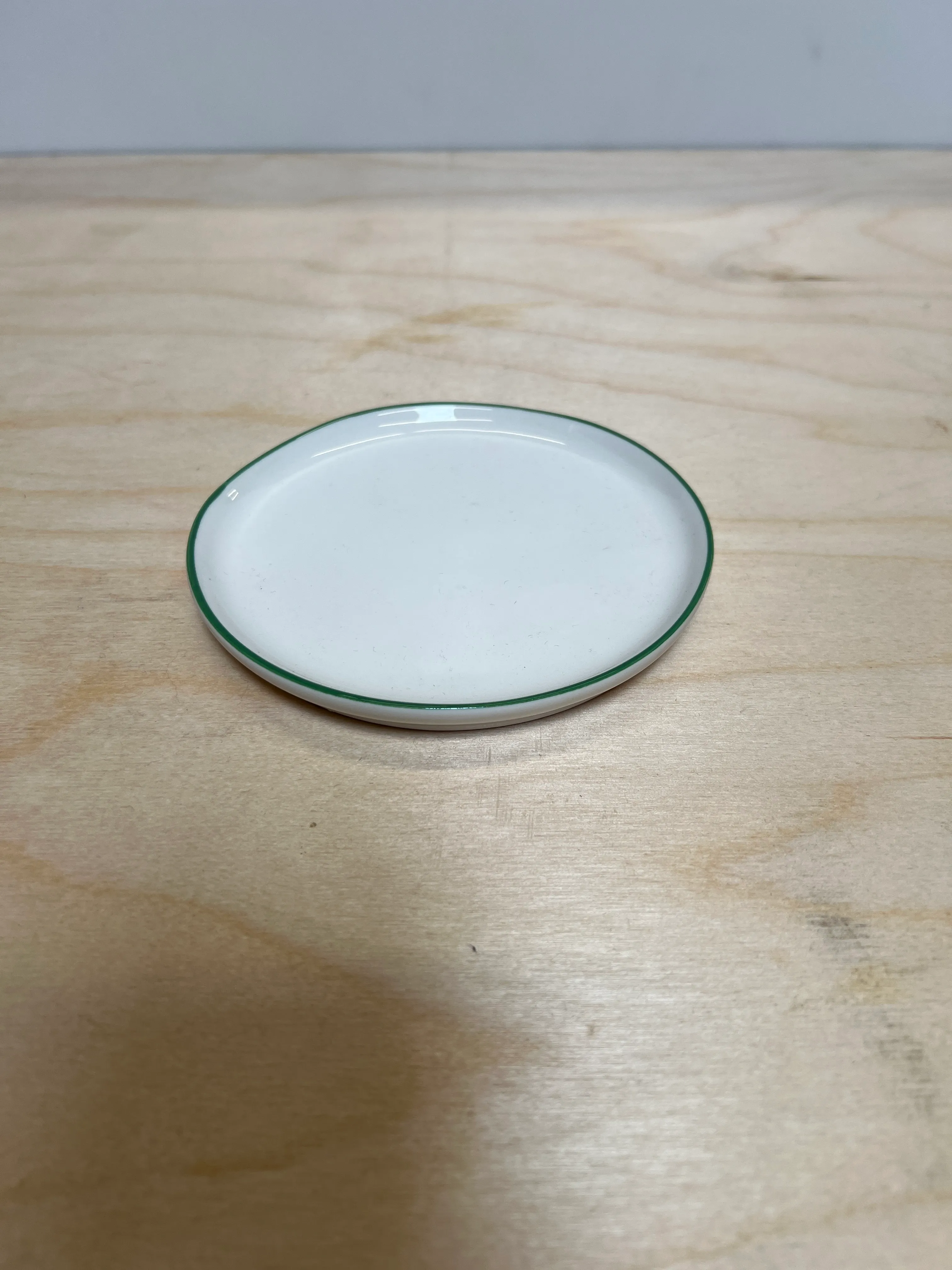 Green Rim Canvas App Plate 4.75"