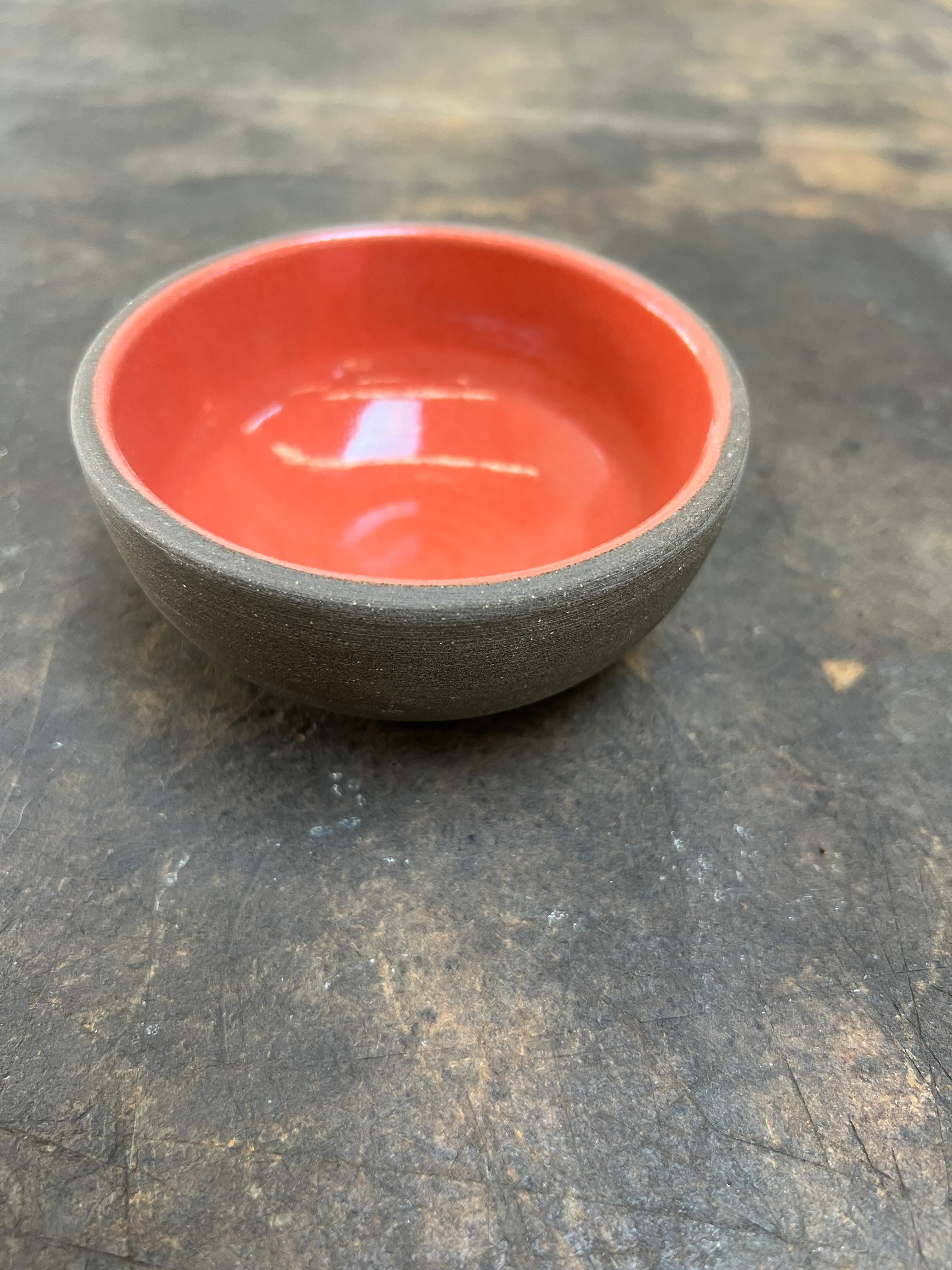 Stone Bowl Redish Inside JP