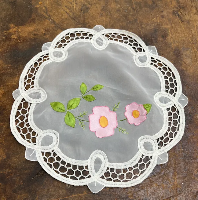 White Doilie w/ Flower Design