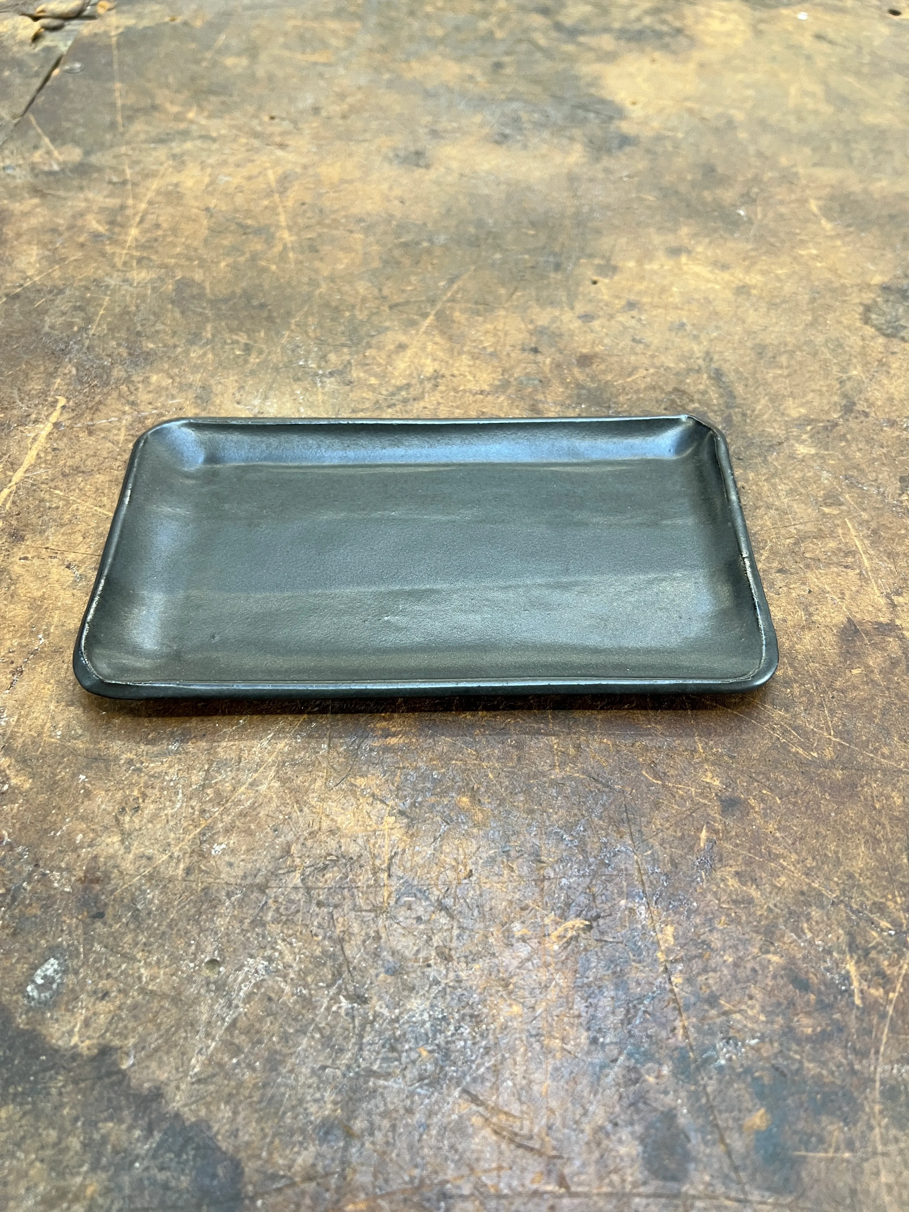Small Black Tray Lighter Line