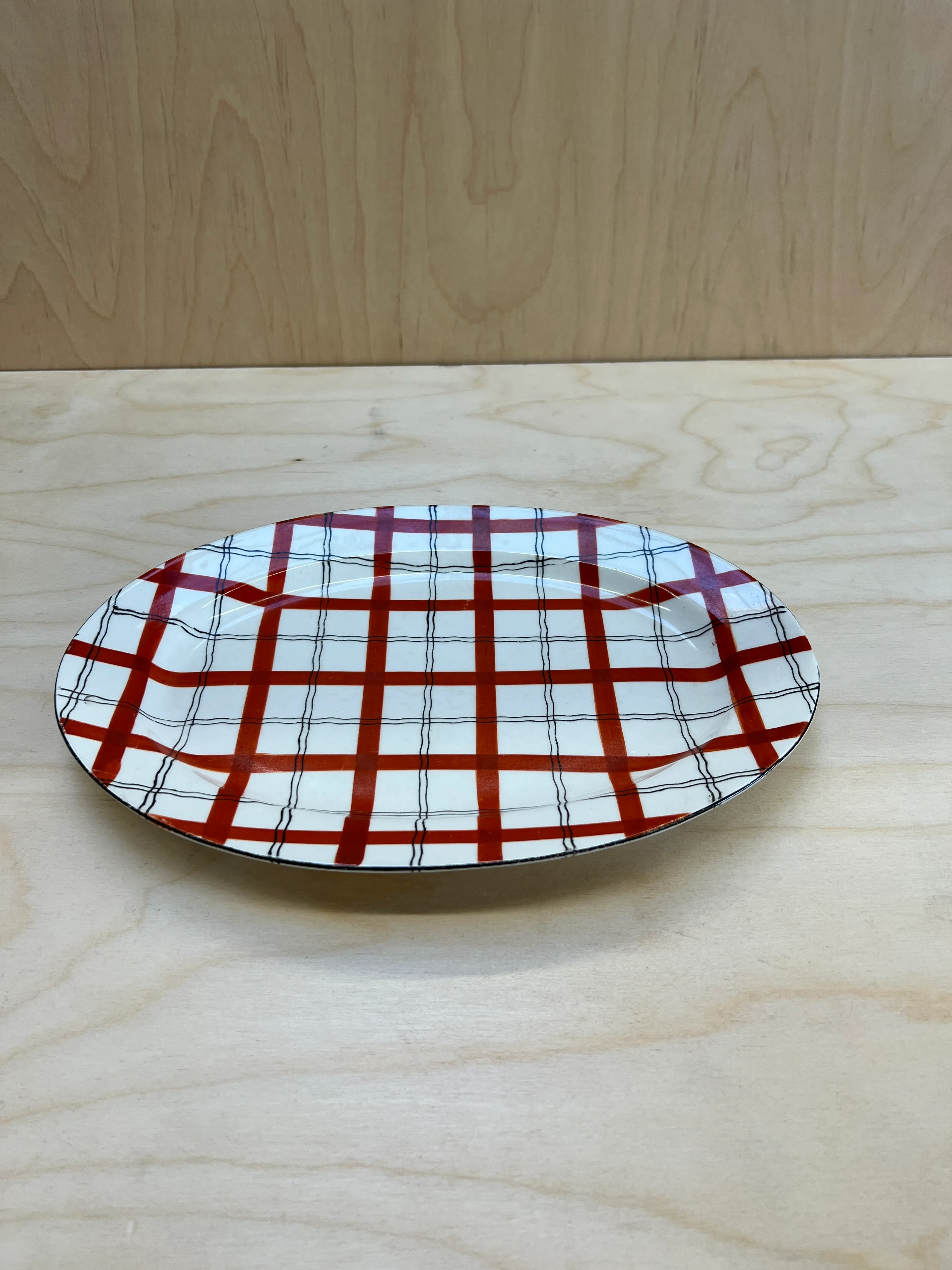 White Platter Red/Black Plaid 