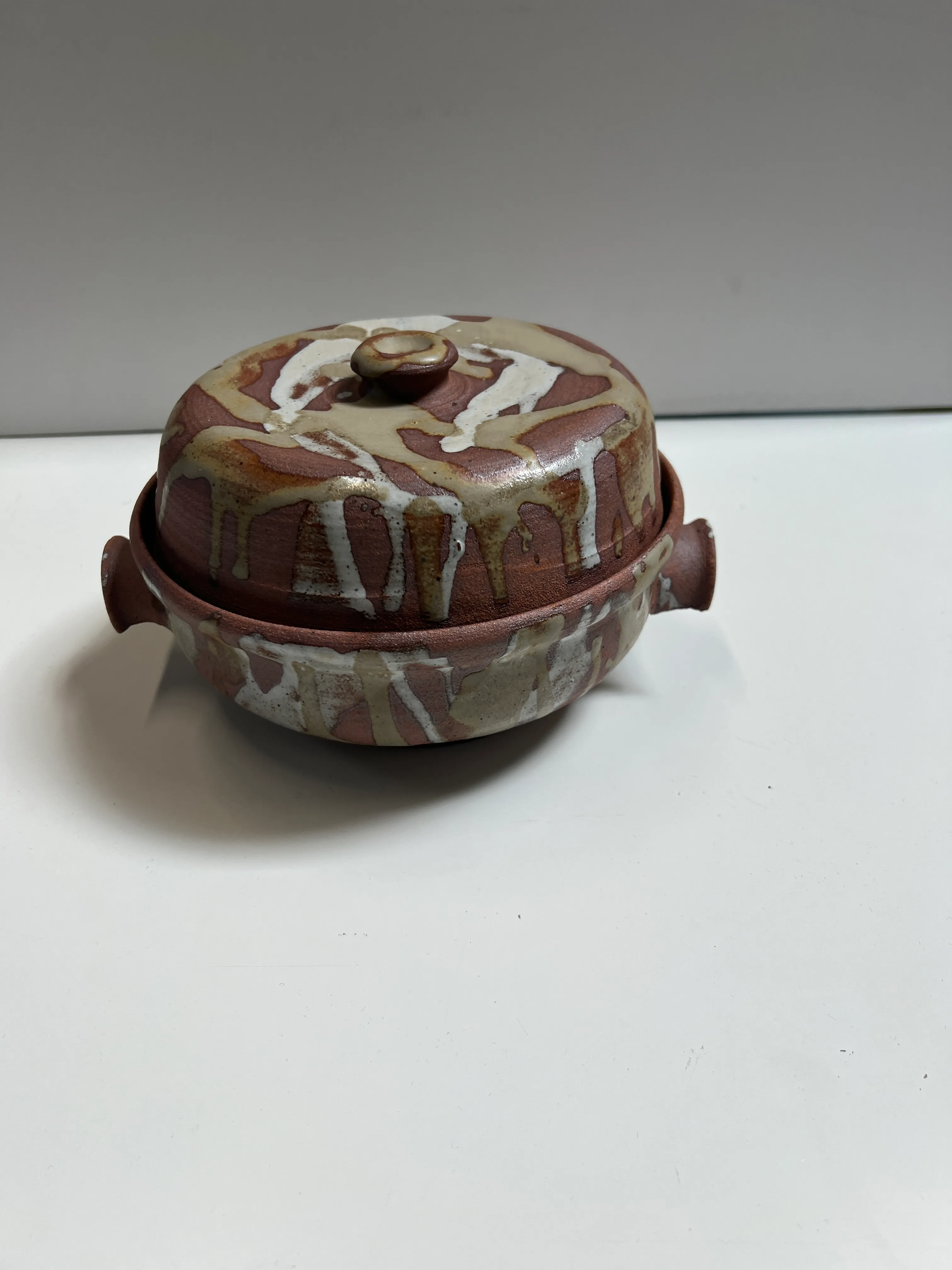 Stoneware Dish w/ Lid White Glazing