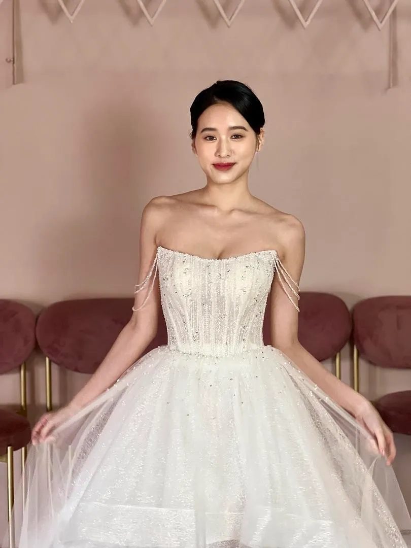 S05AAT 1277 Tangling off shoulder feathers short party gown