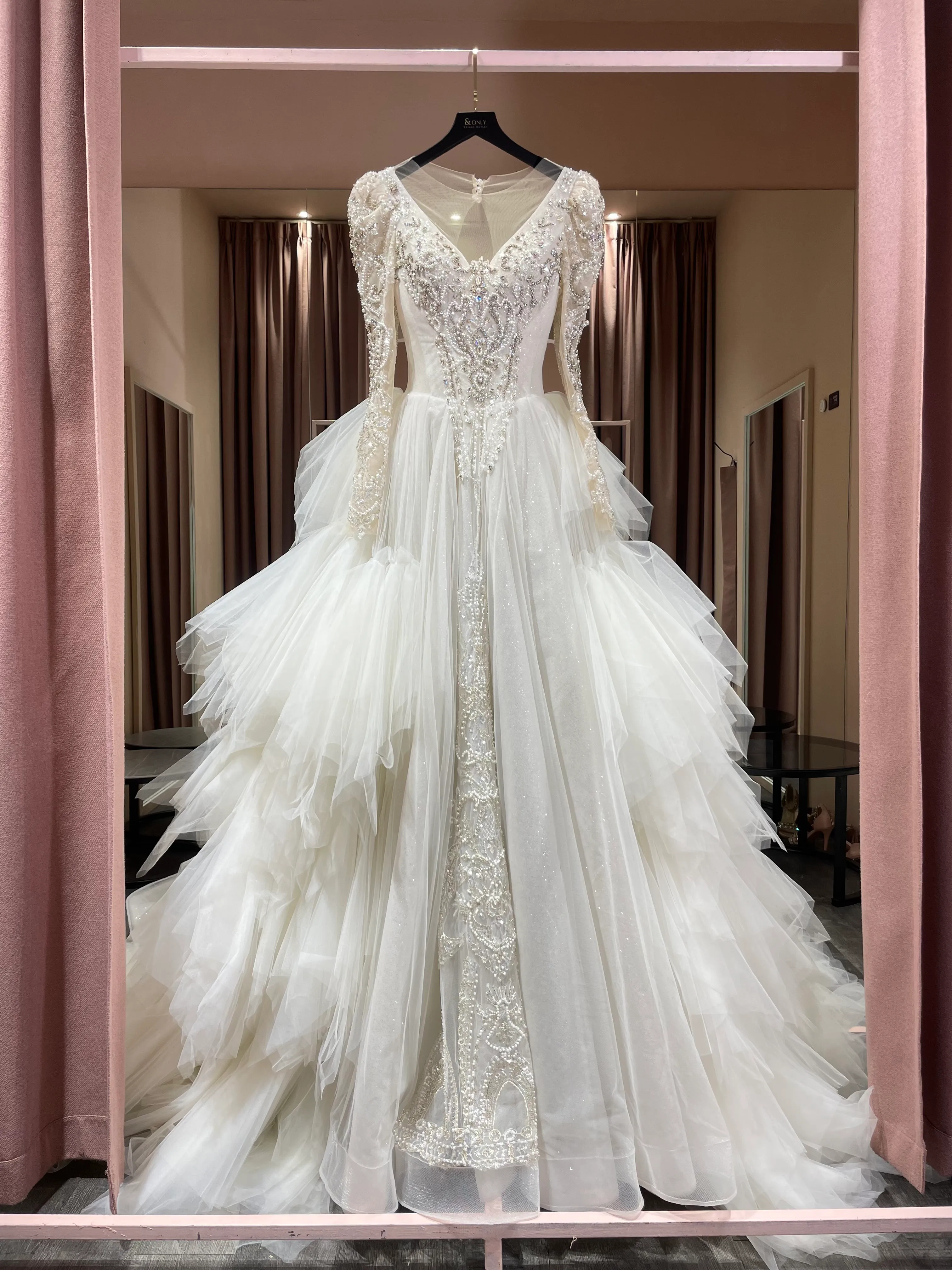 S05AAT 1455 Long sleeve Ball gown Premium Beaded short sleeve ribbon