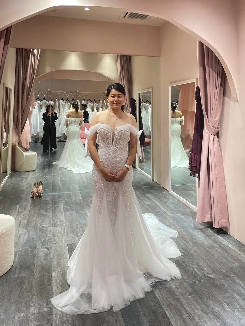 S05AAT 1489 Ribbon off shoulder Deep V corset mermaid sheer tulle lace Rong Hui