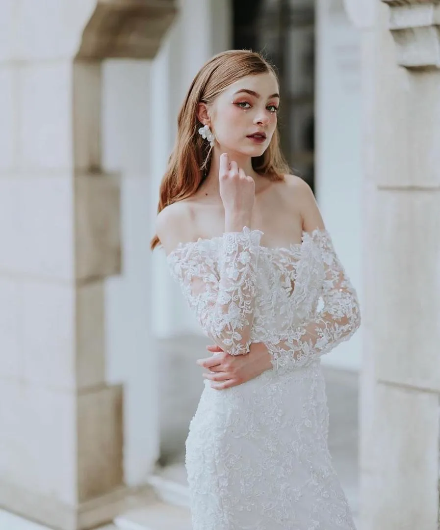 S05AAT 1317 - Kasturi off shoulder long sleeves mermaid (change from 0697)