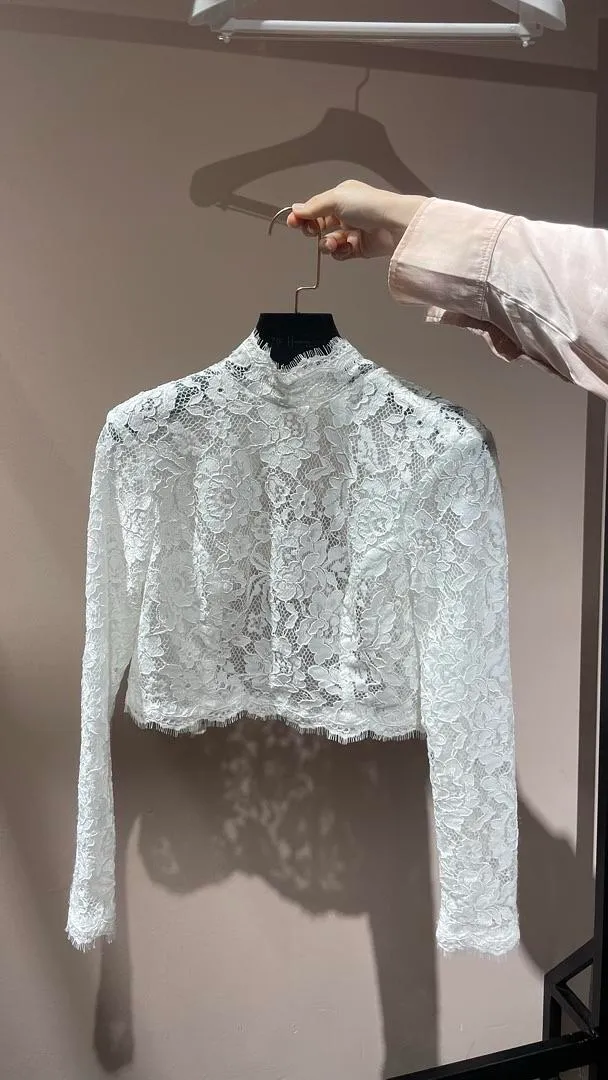 S05AAT 1399 French lace halter bolero