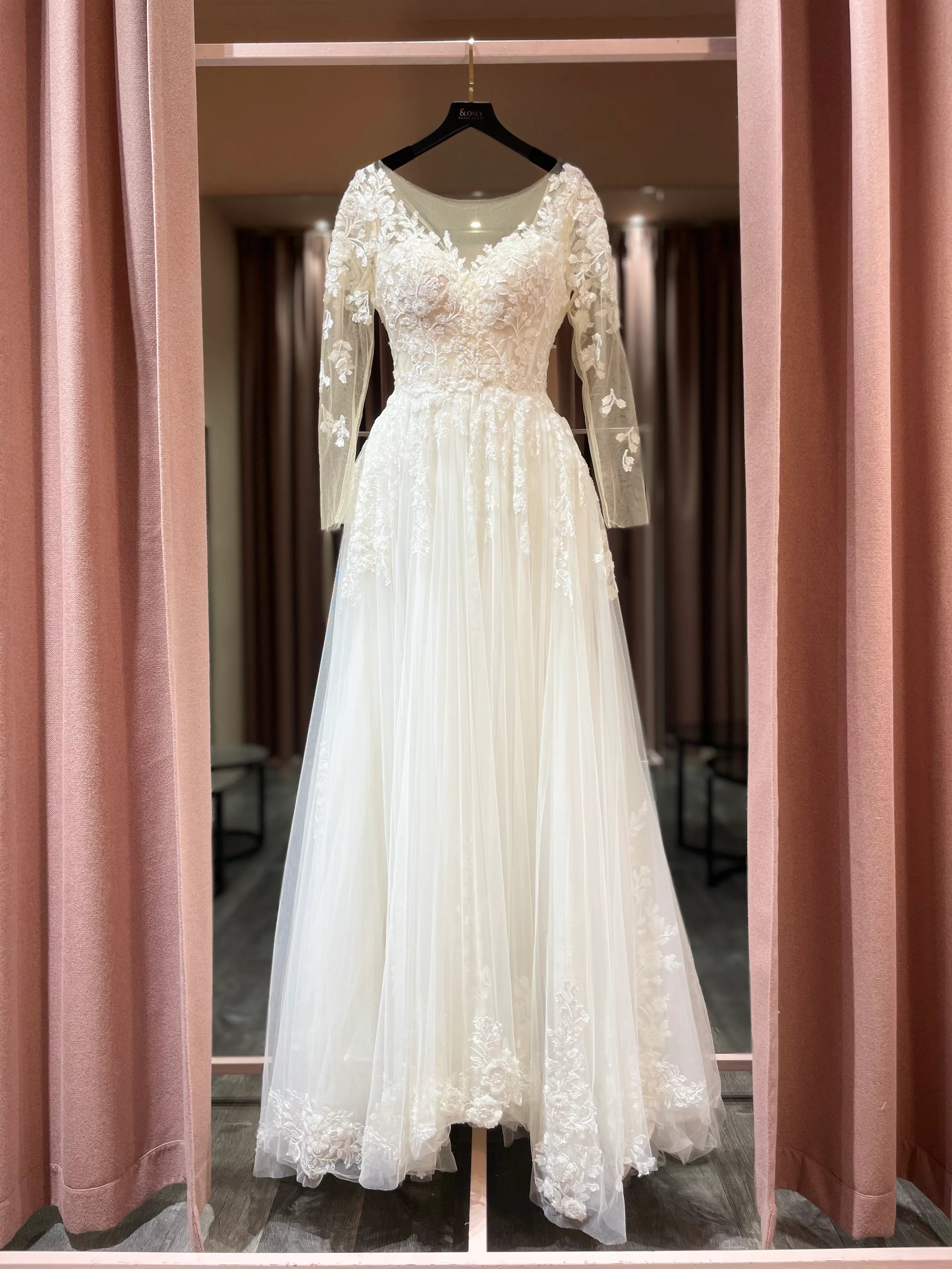 S05AAT 1031 Lace illusion long sleeve A line