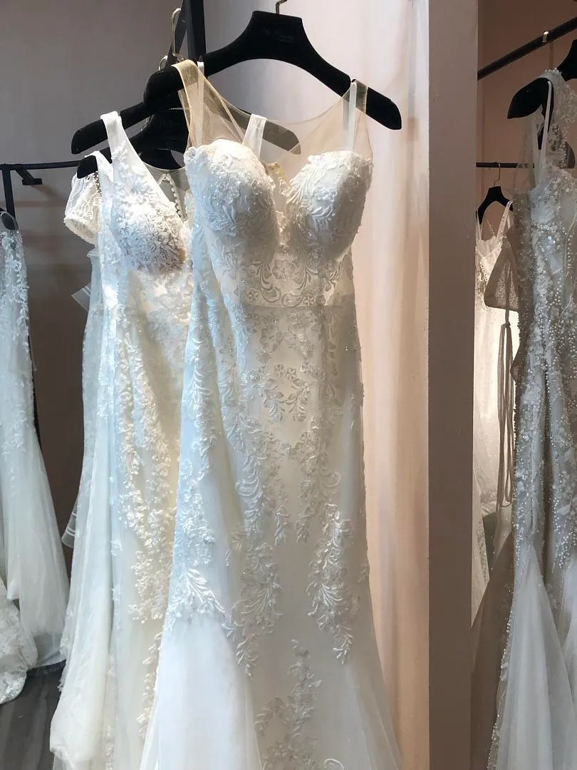 S05AAT 1110 Sheer back button sweetheart mermaid long train