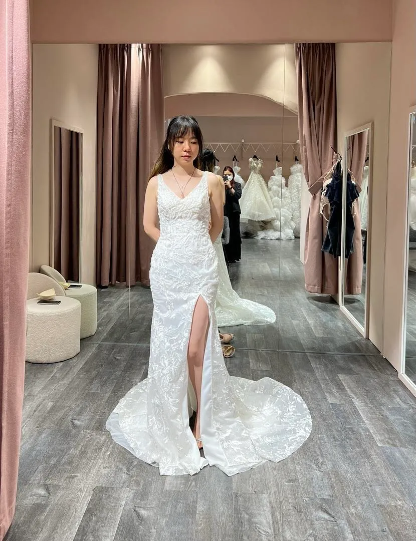 S05AAT 1312 New Mable Chan mermaid slit low back V neck