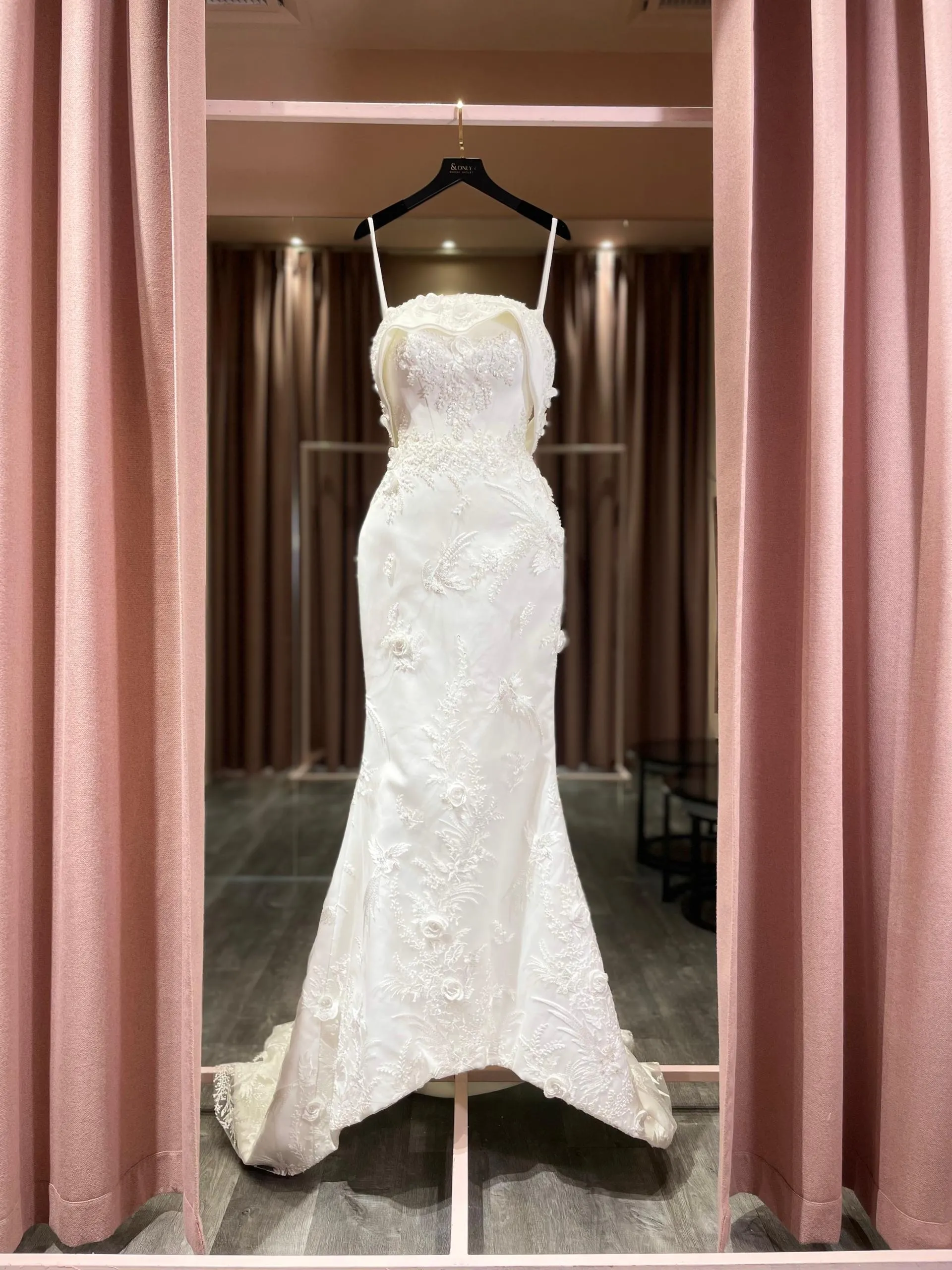  0871 - Oriental beaded lace satin off shoulder mermaid