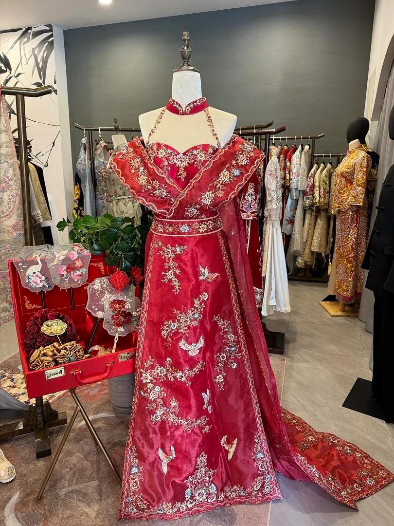 S05AAT 1561 indonesia Sangjit cheongsam Red detachable train off shoulder Denice