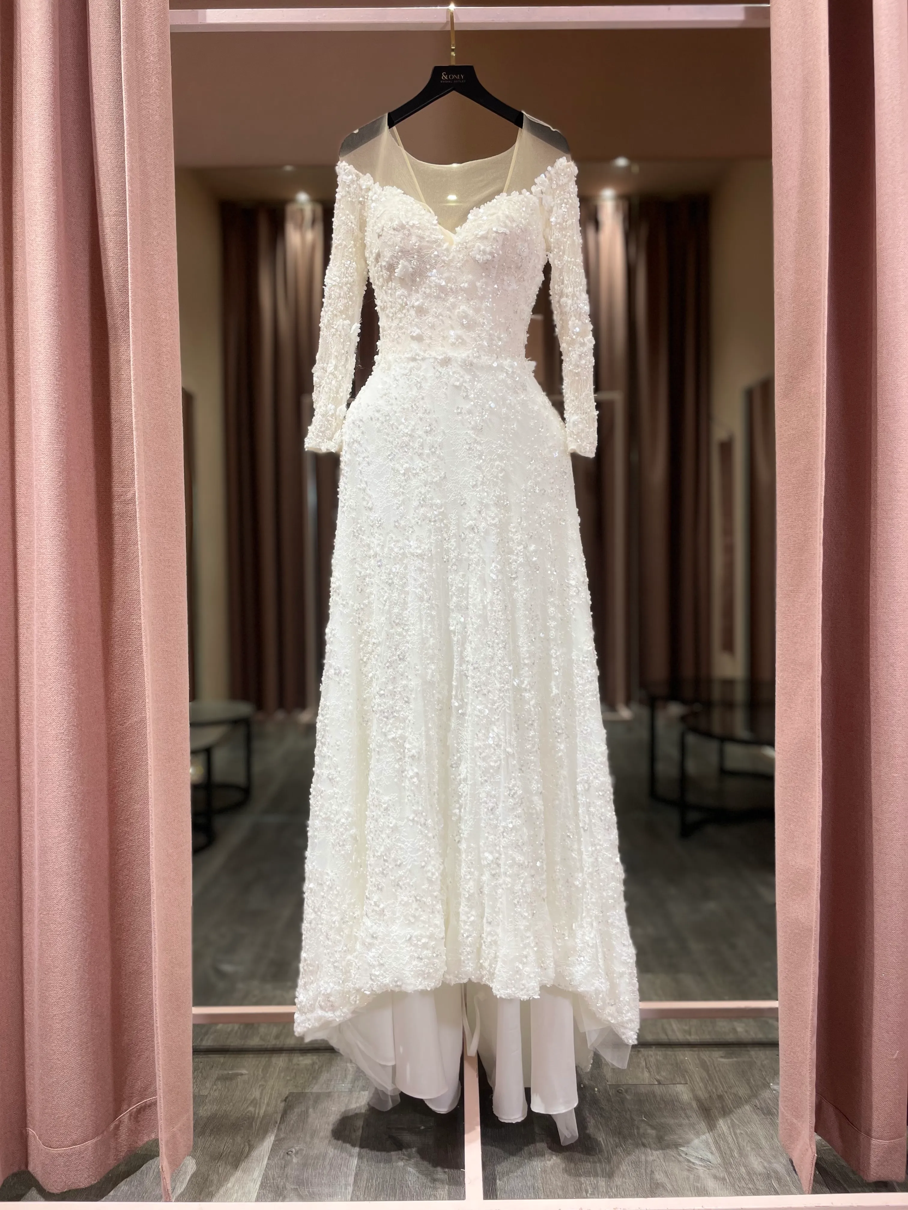 S05AAT 1500 long sleeve sequin 3D flower french lacr base Anne