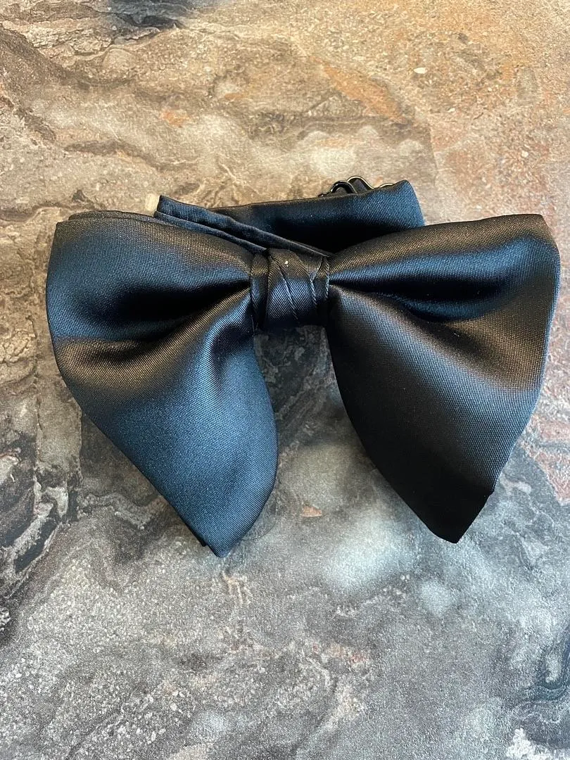 S05AAT 1516 Plain Black satin big bow tie