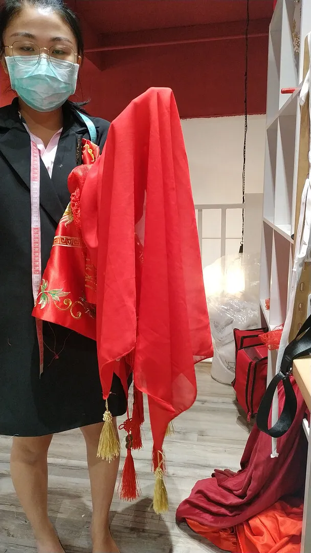 S05AAT 0664 - Chiffon red veil