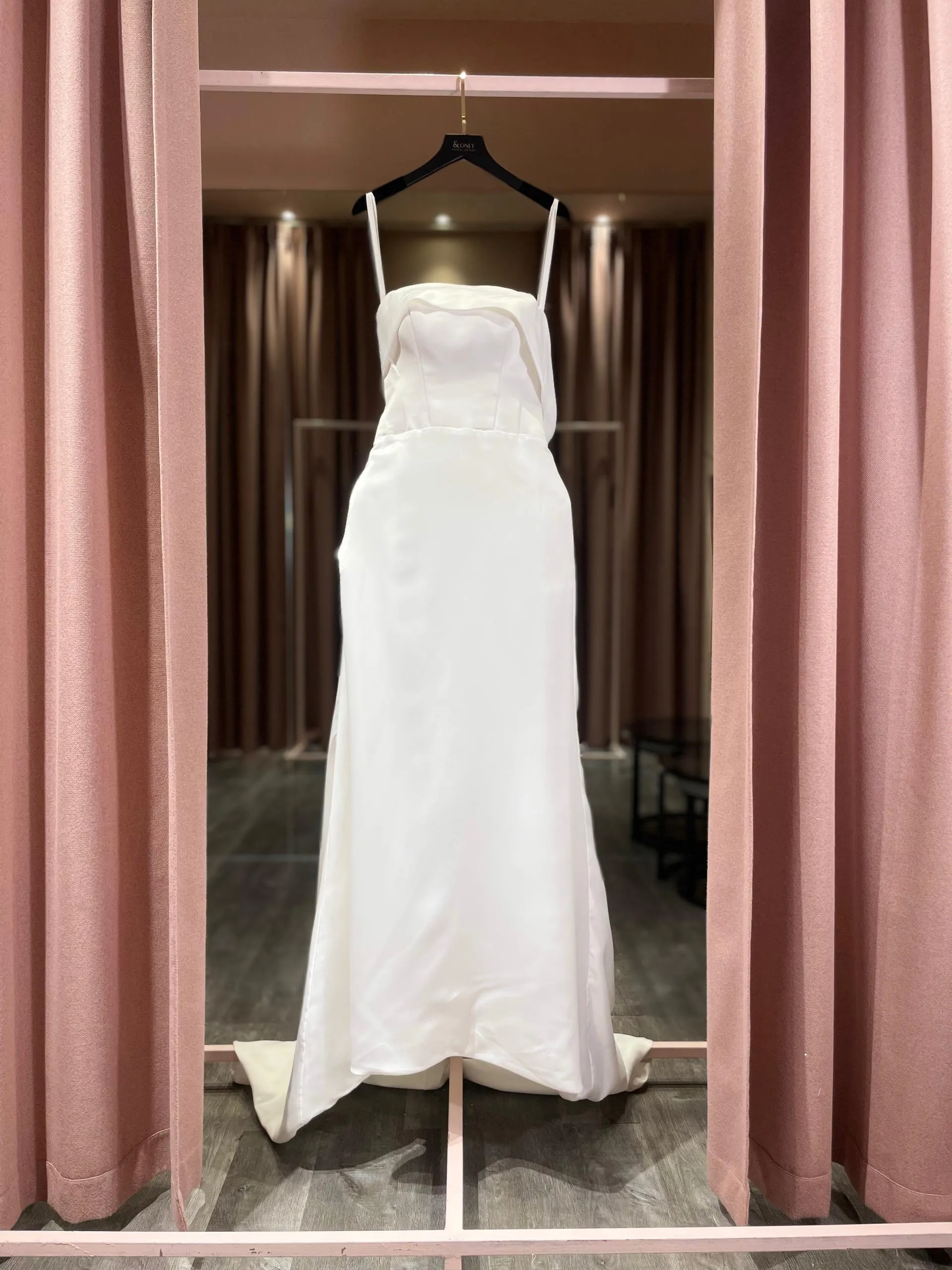 1765 - The Ivory Grace Dress