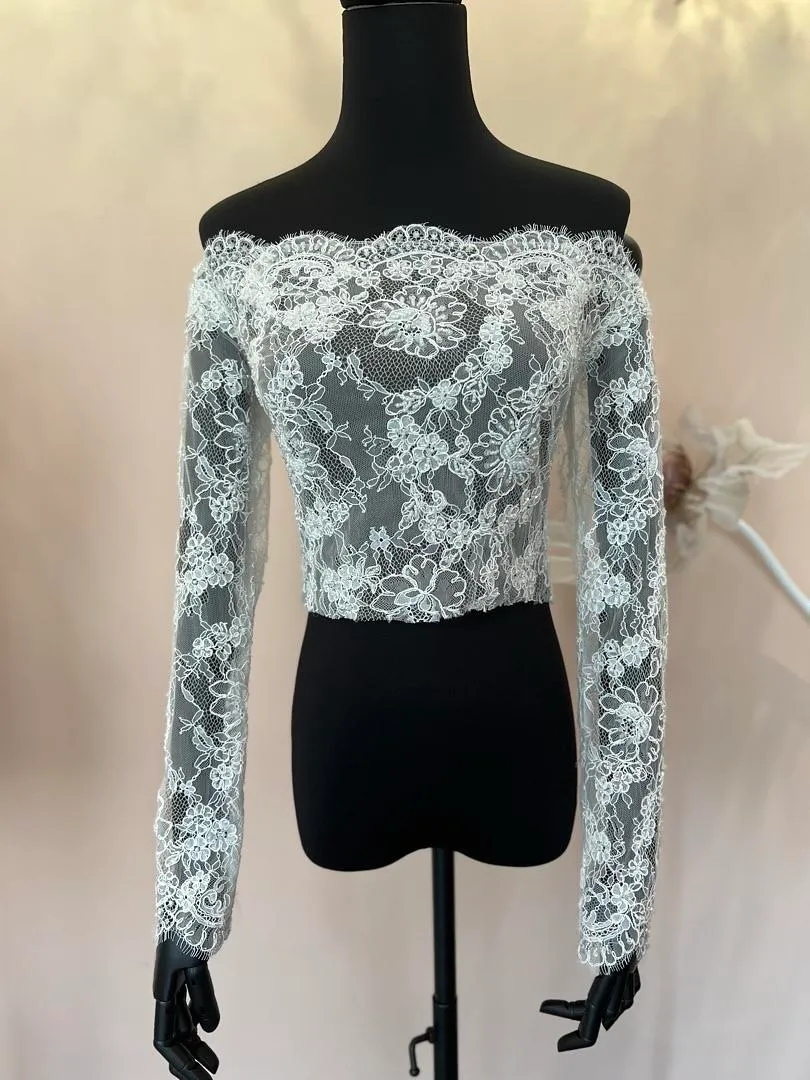 S05AAT 1155 off shoulder flower lace long sleeve bolero