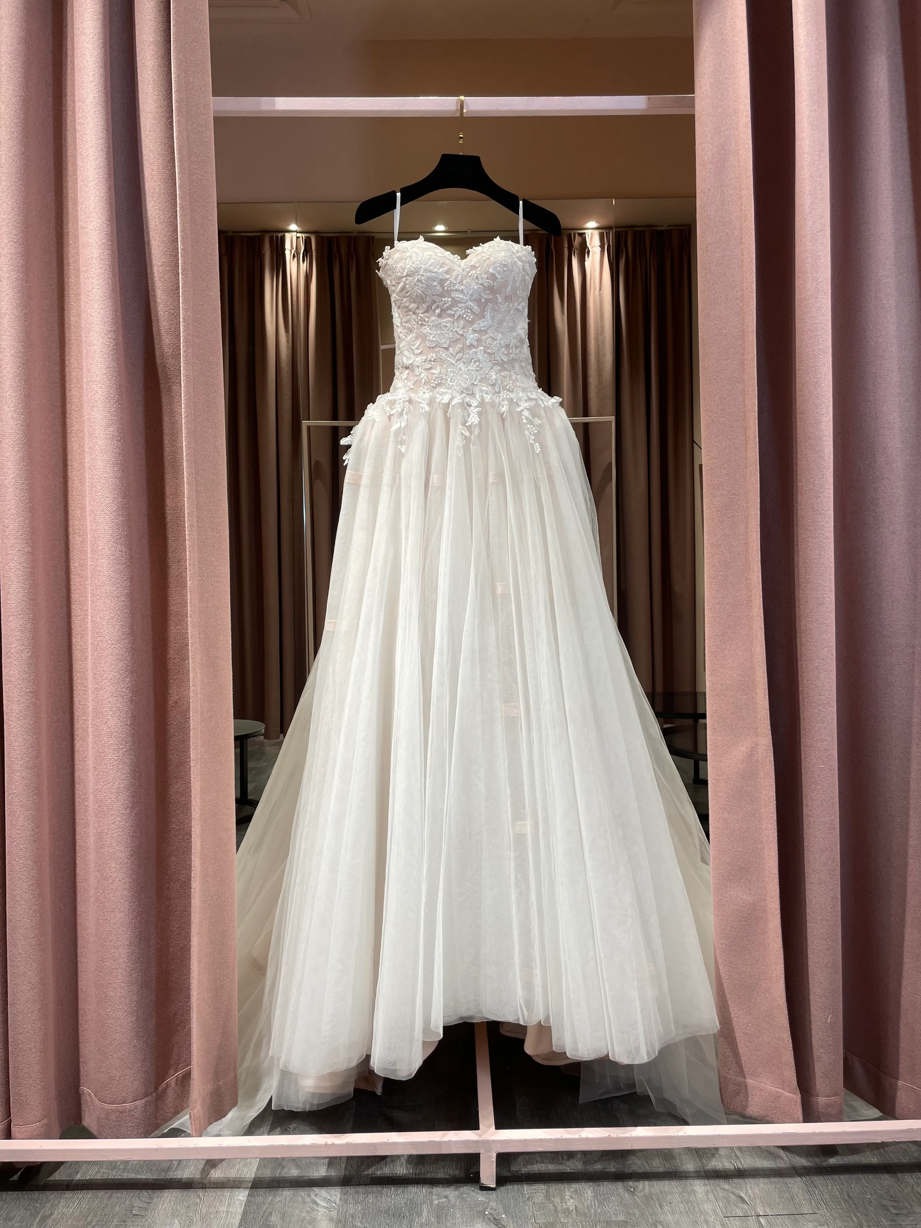 1754 - Amour Strapless Sweetheart Neckline Gown