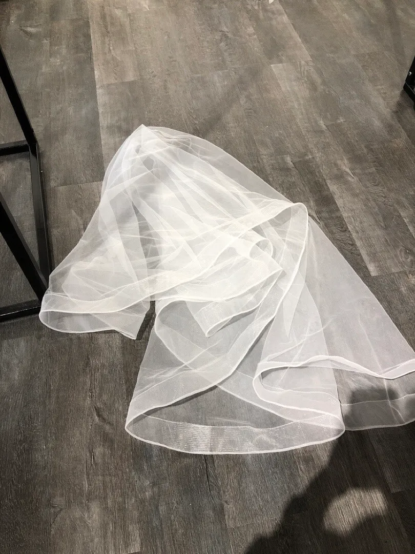 S05AAT 0751 - Horsehair short veil with comb