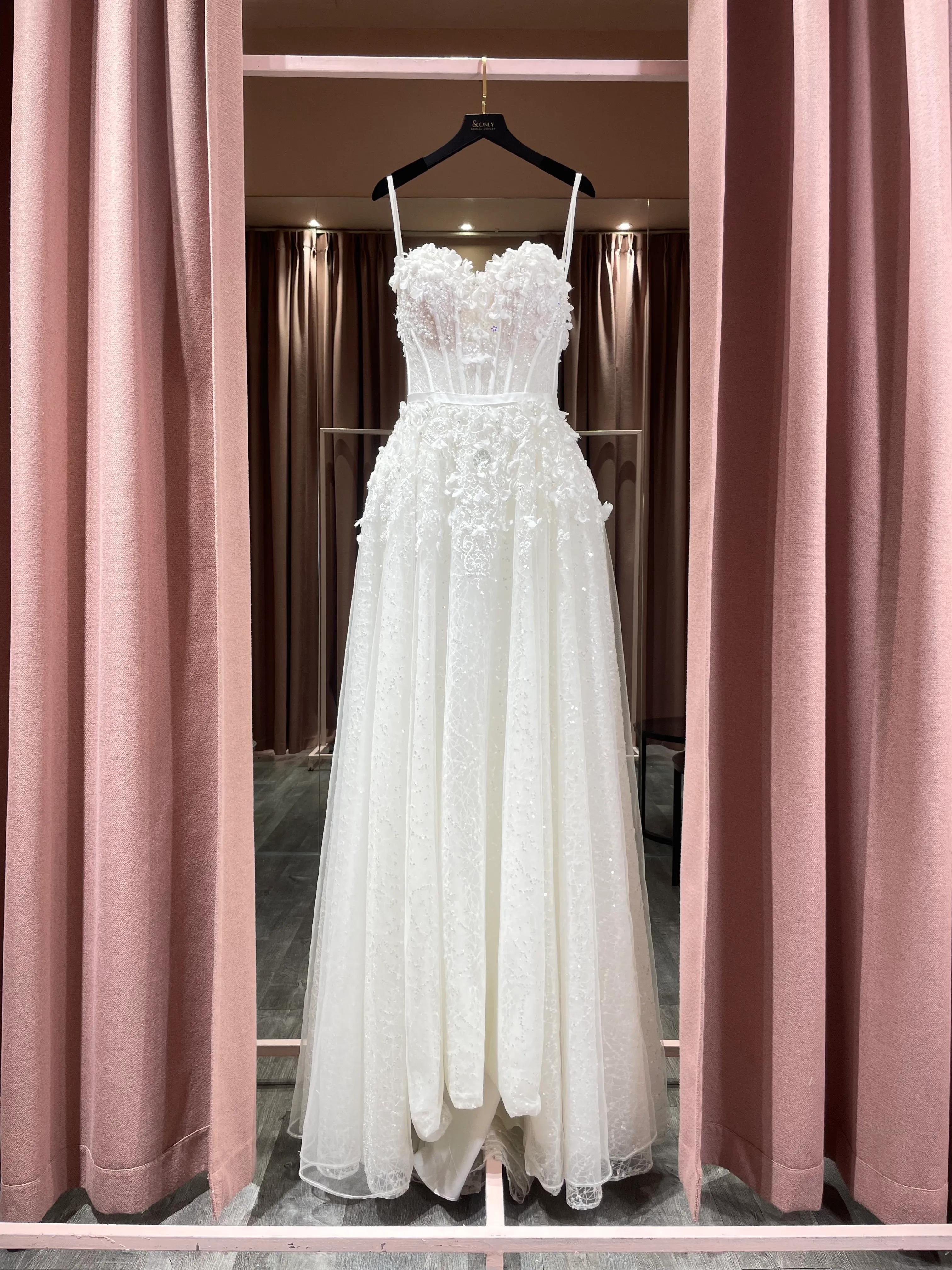 S05AAT 1205 - Joli poli corset sweetheart A line 3d flower lace