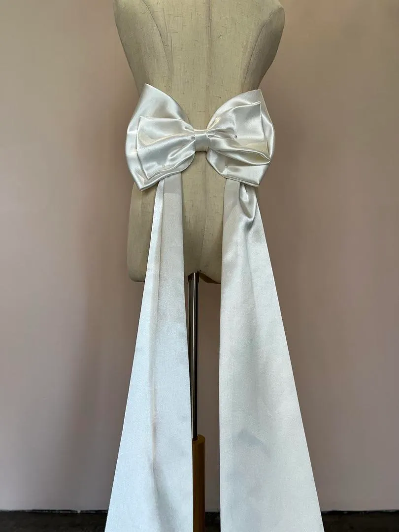 S05AAT 1127 Pearl white detachable ribbon