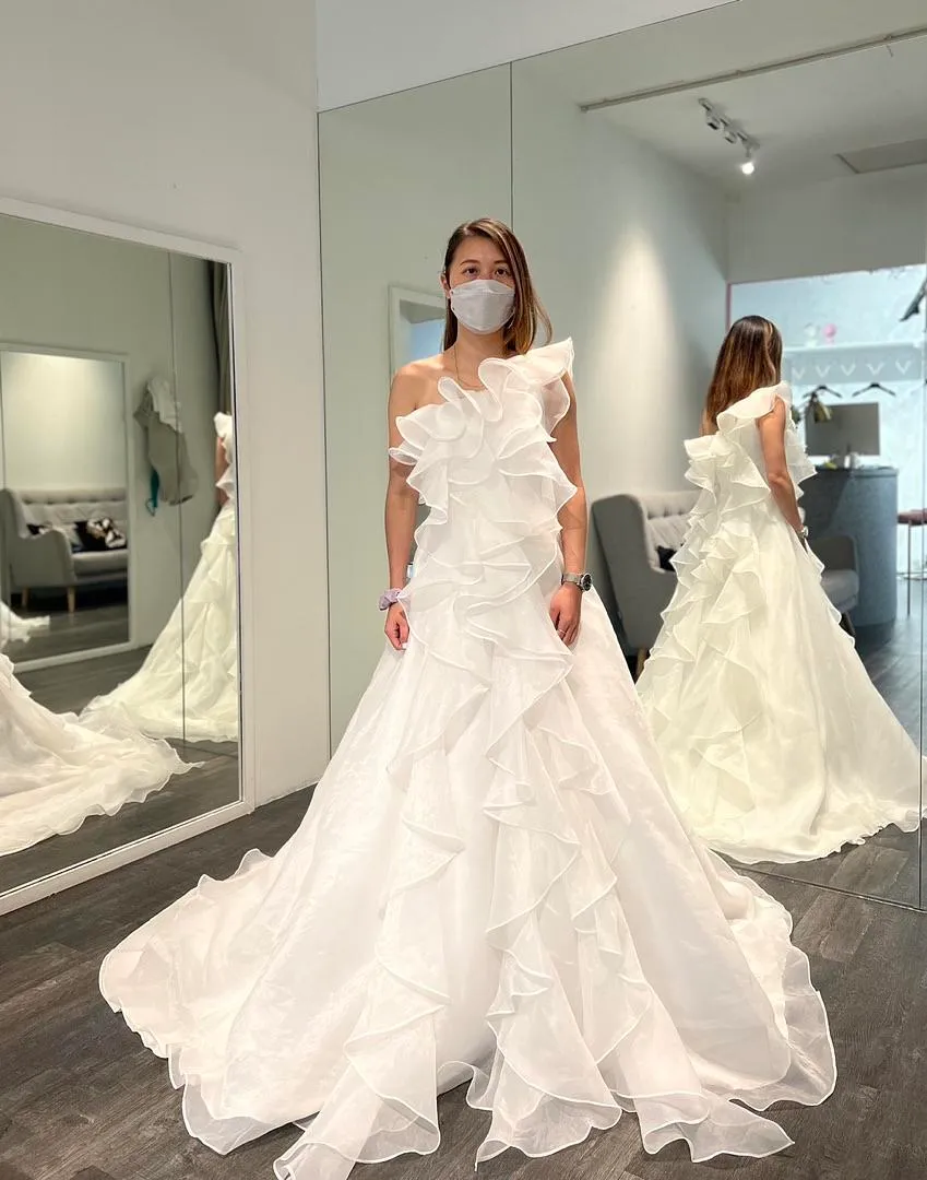 S05AAT 1025 Wenny organza gown one shoulder