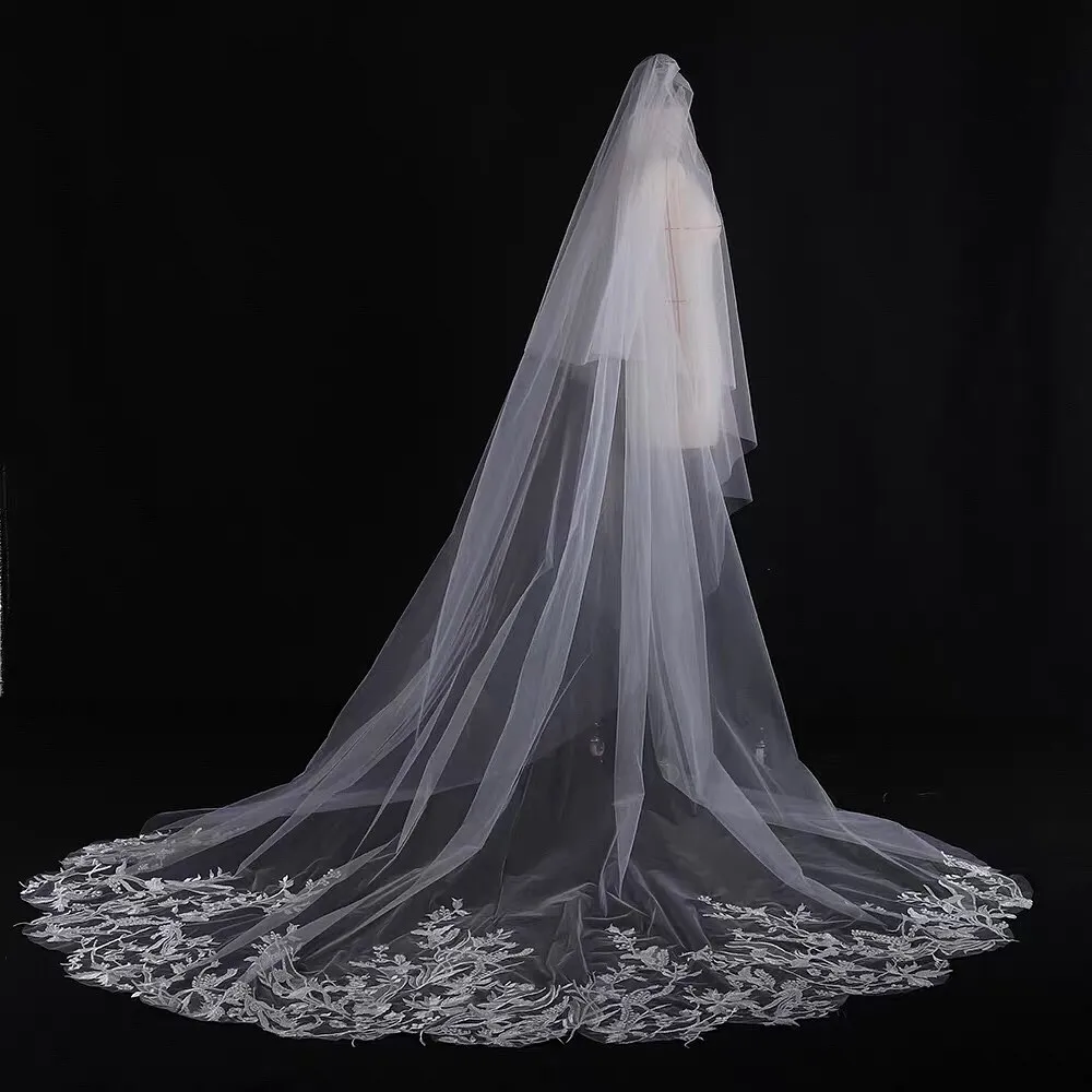 S05AAT 0781 - Super long premium lace veil