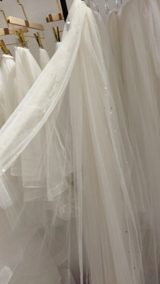S05AAT 0846 - Super long Champange bottom sequin veil
